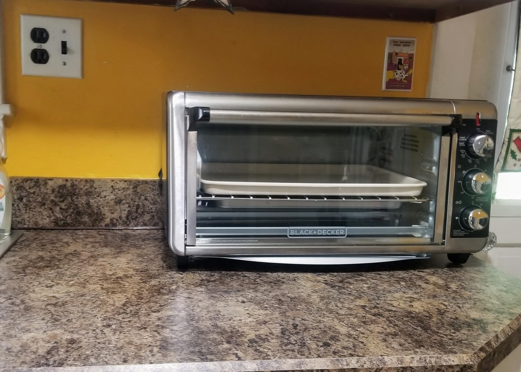 BLACK+DECKER TO3250XSBD 8-Slice Extra Wide Convection Countertop Toaster Oven, Stainless Steel/Black customer photo 1