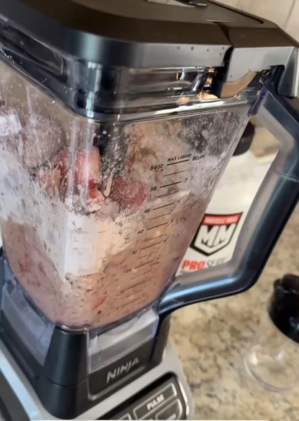 Ninja Professional Blender, 1000W, Total Crushing Tech, 72oz Pitcher, BL610 customer photo 2