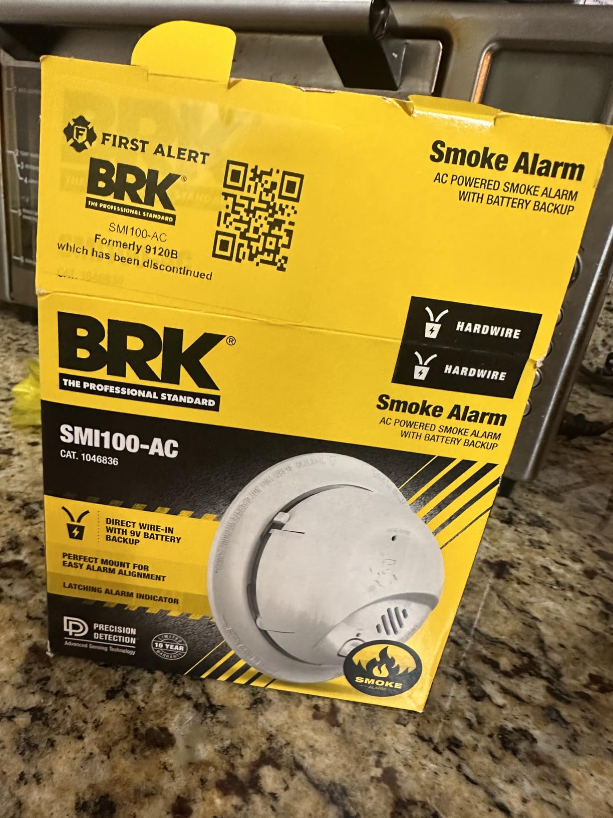 BRK First Alert 9120BFF/ SMI100-AC Smoke Detector, Hardwired Alarm with Battery Backup customer photo 1