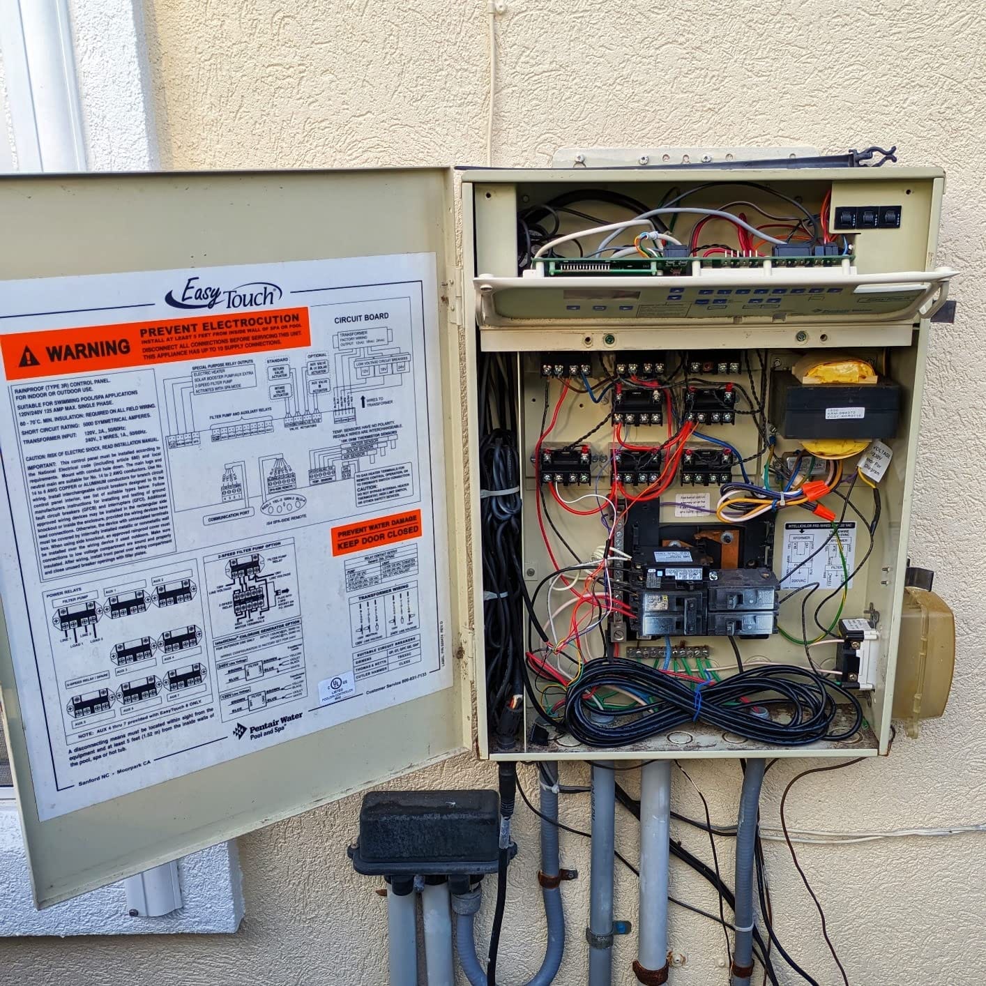 Pentair EC-342001 - SuperFlo VS Variable Speed Pool Pump, 1.5 HP customer photo 2