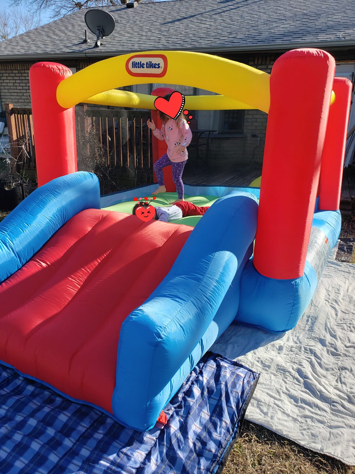Little Tikes Jr. Jump N Slide - (Amazon Exclusive) customer photo 1