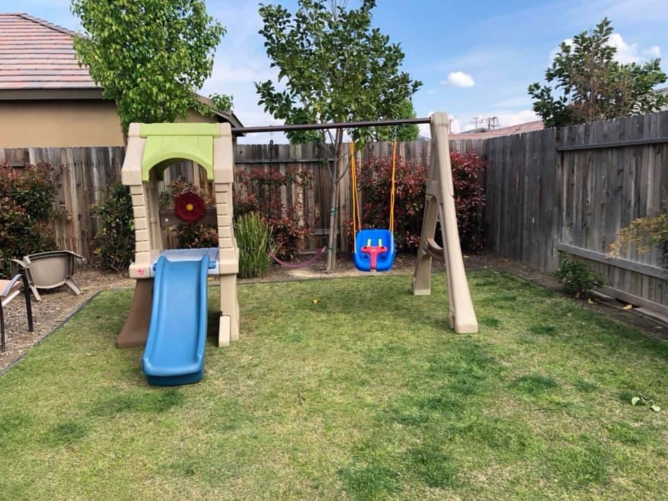Step2 Play Up Gym Set for Kids, Outdoor Swing Set, Backyard Slide, Swings, Playhouse, & Crawl Space, Two Tier, Easy Set Up, Toddlers Ages 3-6 Years Old customer photo 1