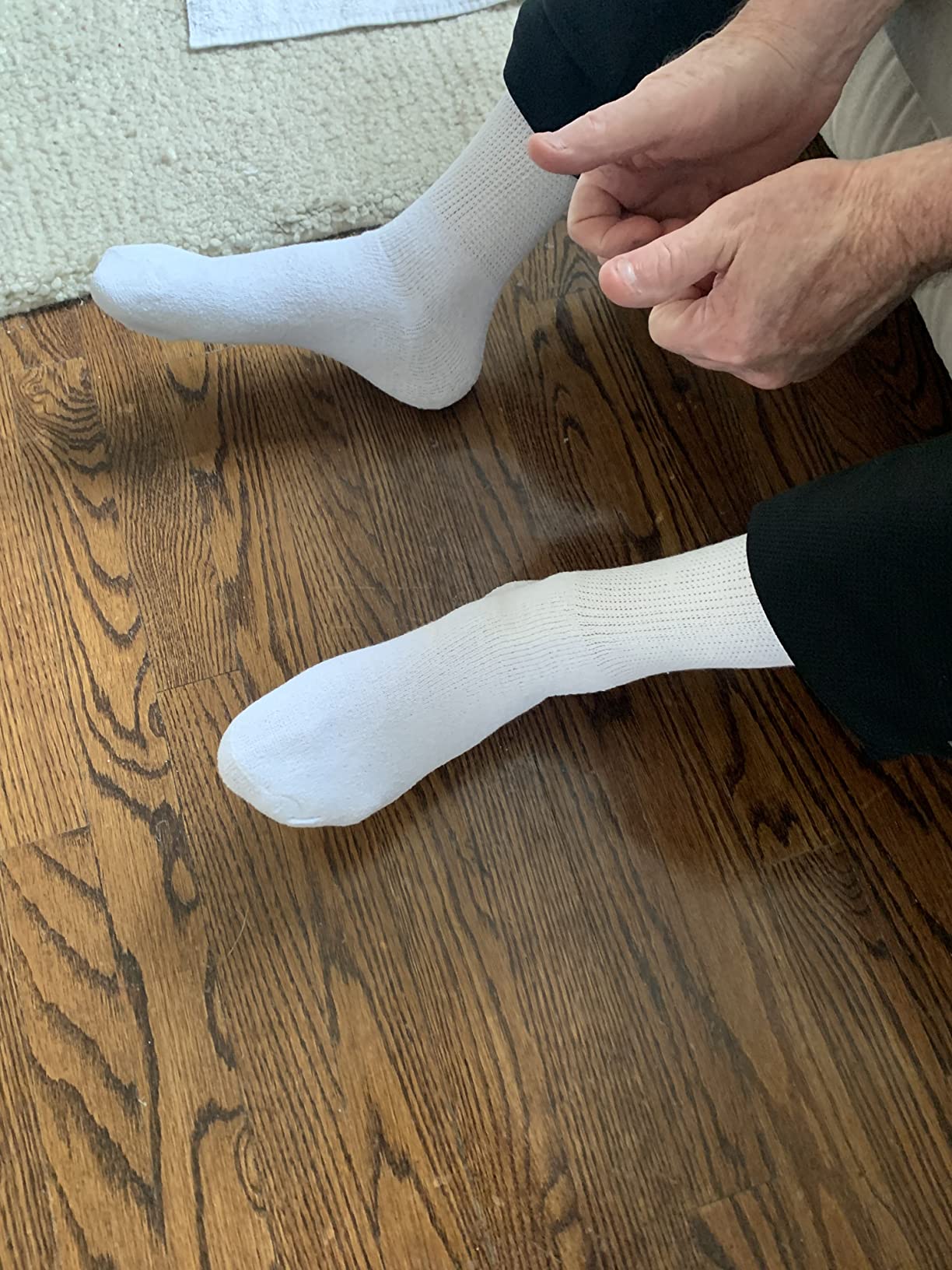 Falari Physicians Approved Diabetic Socks For Men Women Non-Binding Loose Top Wide Crew Length customer photo 2