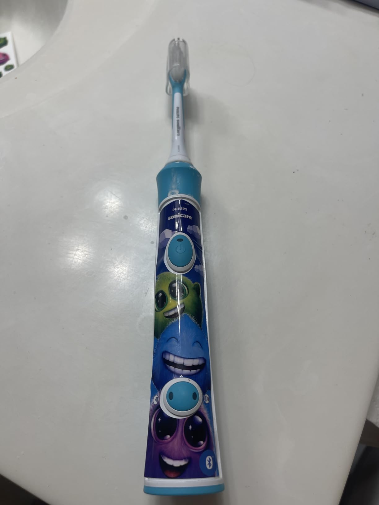 Philips Sonicare for Kids 3+ Bluetooth Connected Rechargeable Electric Power Toothbrush, Interactive for Better Brushing, Turquoise, HX6321/02 customer photo 2