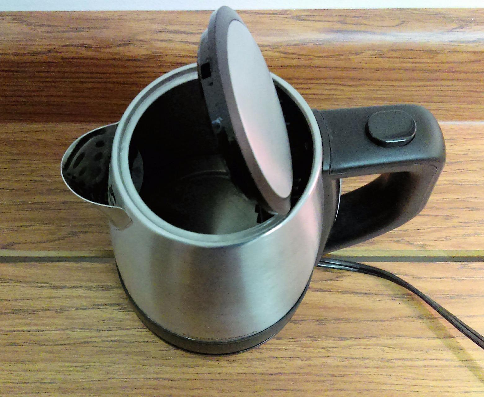 Hamilton Beach 1 Liter Electric Tea Kettle, Water Boiler & Heater | Fast Boiling 1500 Watts | BPA Free | Cordless Serving | Auto-Shutoff & Boil-Dry Protection | Mesh Filter | Stainless Steel customer photo 1