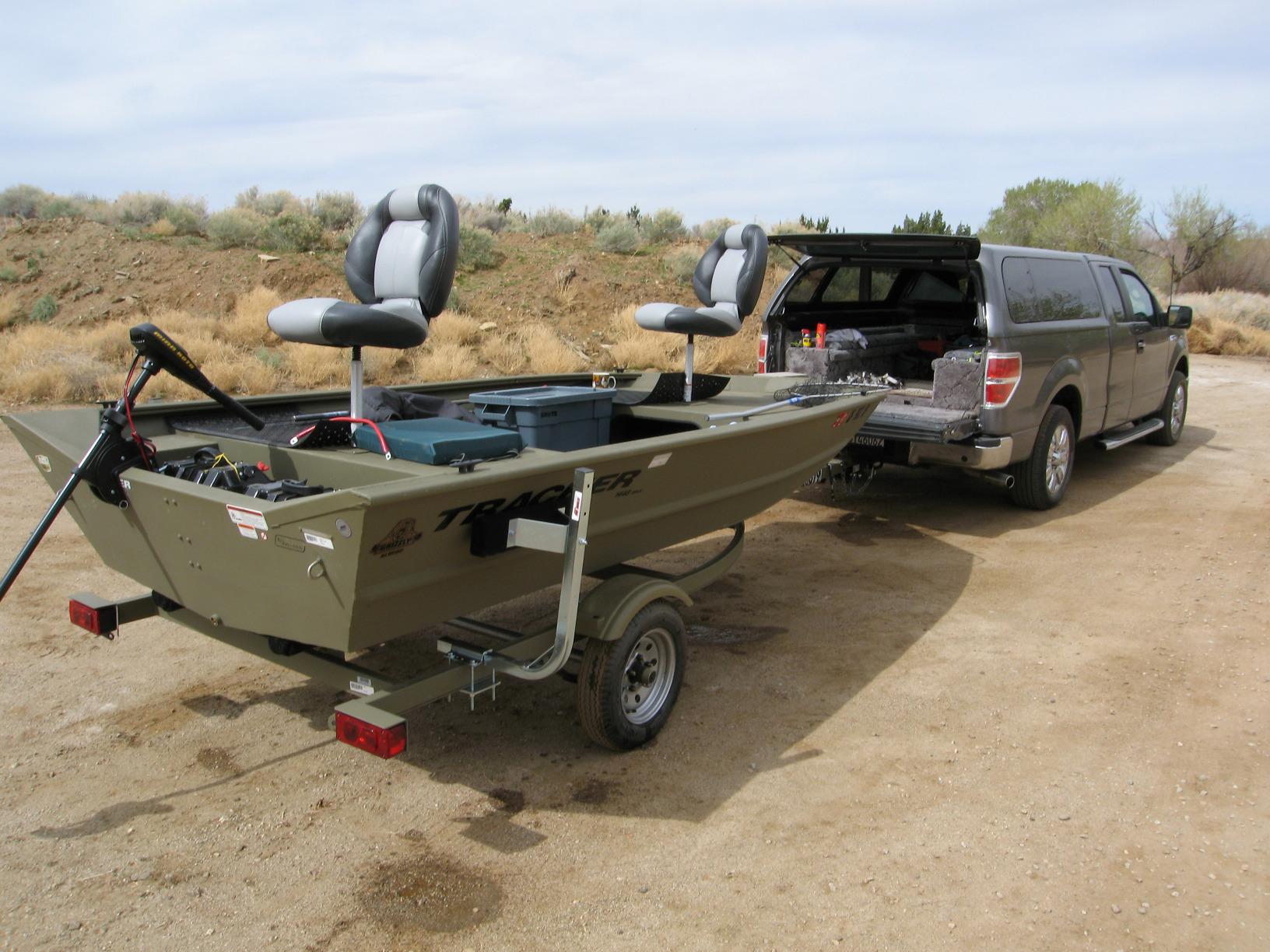 Extreme Max 3005.3837 Single Post Horizontal Bunk Guide-On System - 18