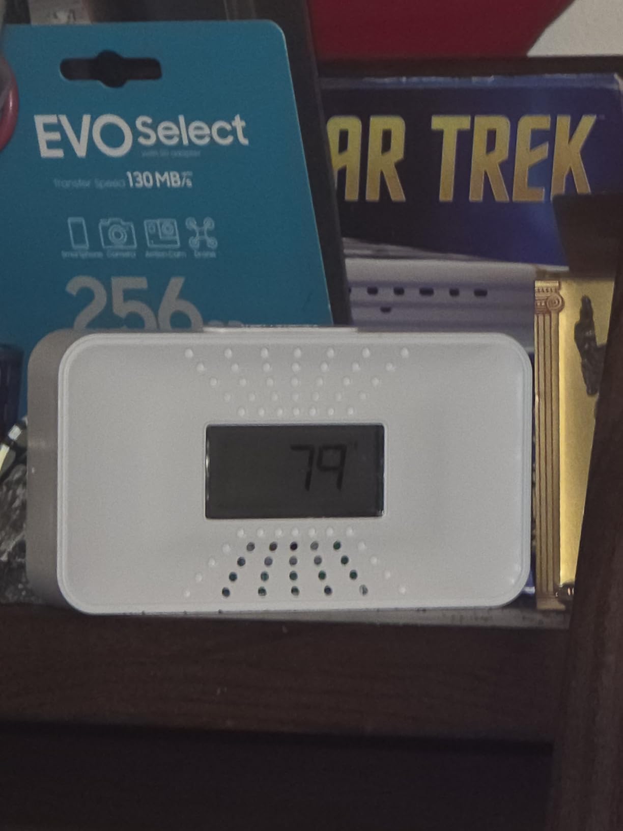 First Alert CO710 Carbon Monoxide Detector with 10-Year Battery and Digital Temperature Display customer photo 2