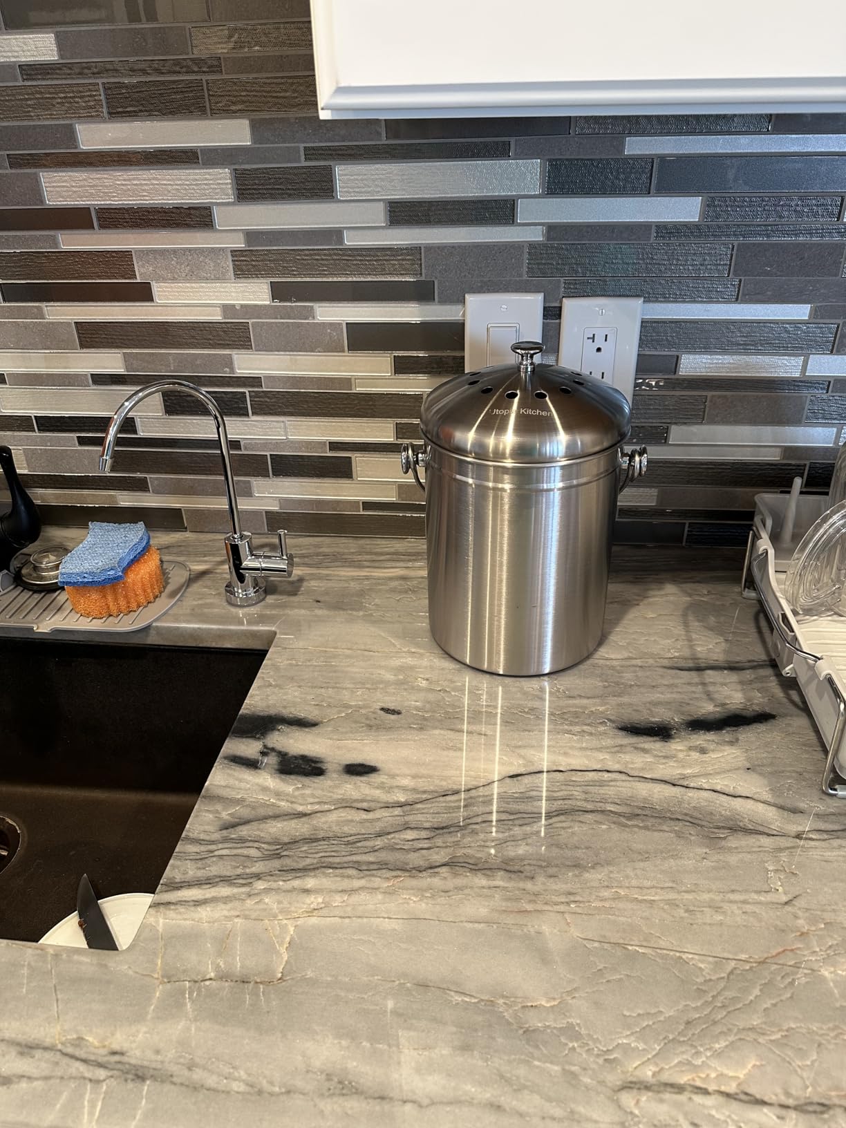 Utopia Kitchen Countertop Compost Bin 1.3 Gallon, Stainless Steel, Silver | Odorless countertop compost bin with charcoal filter, ideal for food scraps and waste customer photo 1