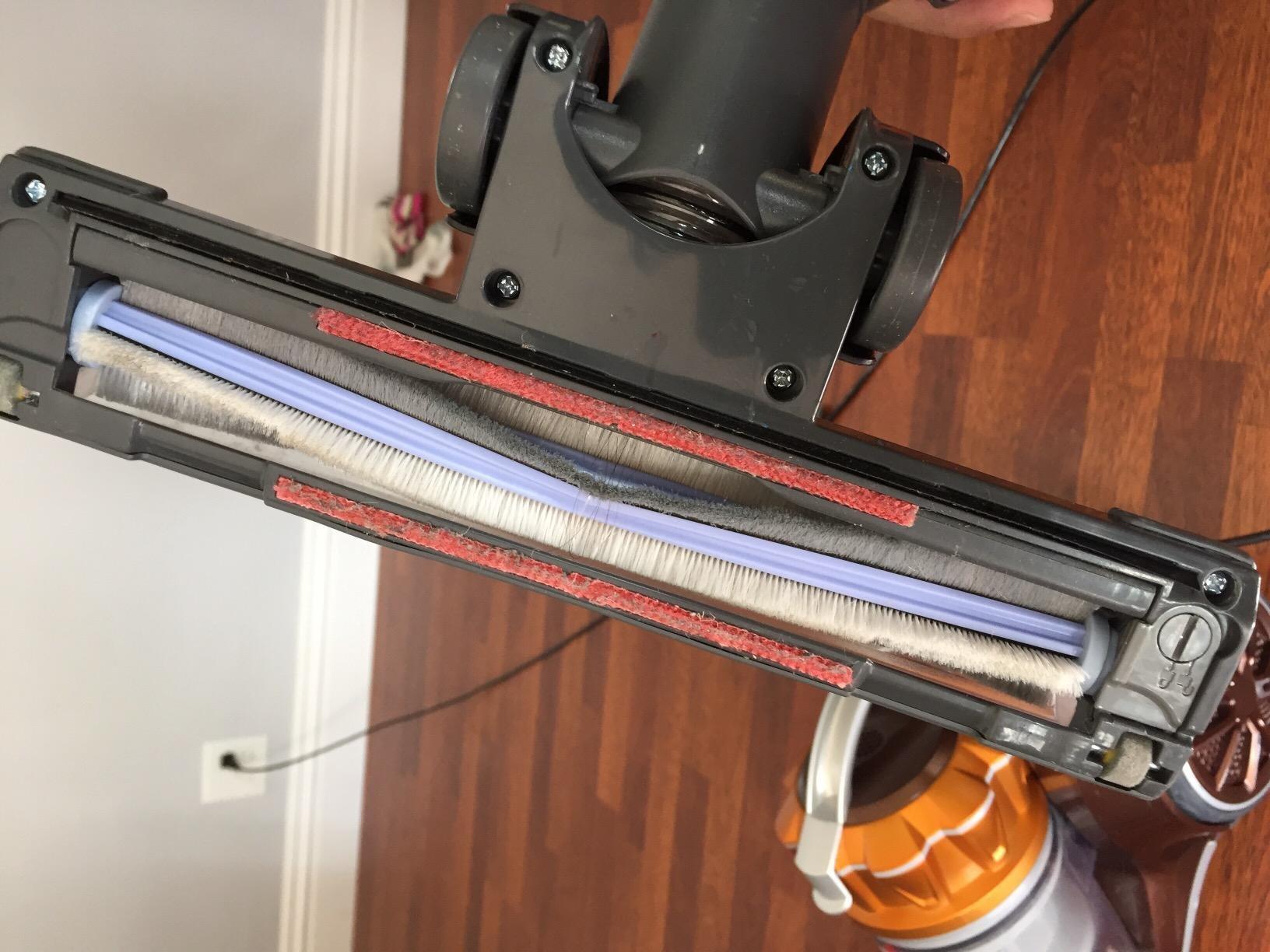 Bissell Hard Floor Expert Multi-Cyclonic Bagless Canister Vacuum, 1547 - Corded customer photo 1