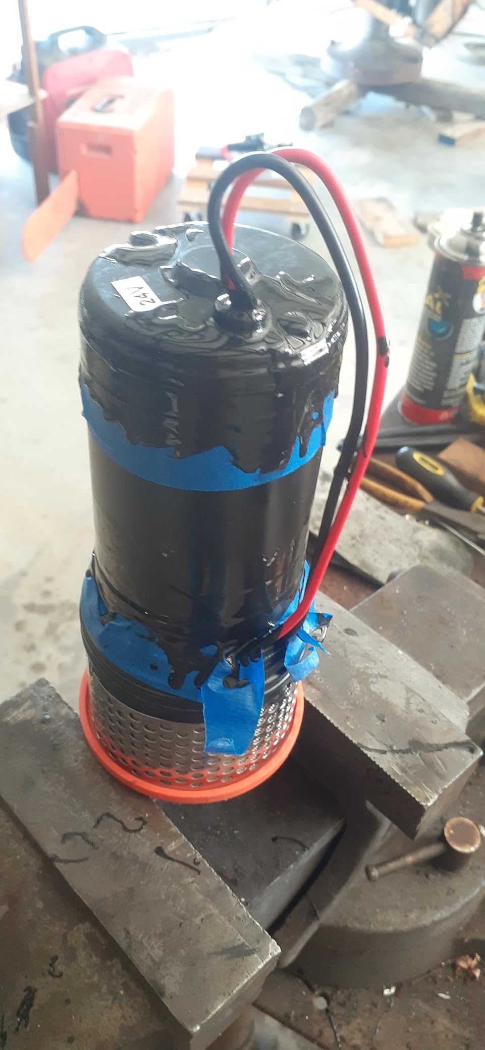 ECO-WORTHY 24V Submersible Deep Well Water Pump with 10ft Cable 1.6GPM 4'' 5A, Max Lift 230ft/70m, DC Pump/Alternative Energy Solar Battery Farm & Ranch Submersible Deep Well Pump customer photo 1