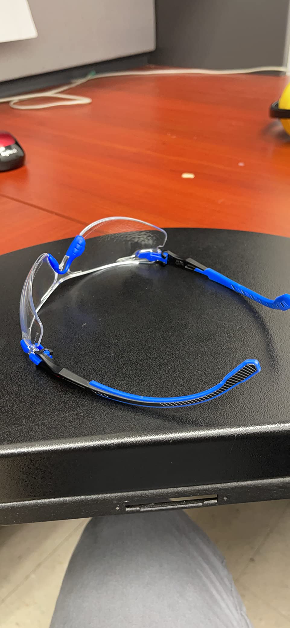 3M Safety Glasses, Solus 1000, Scotchgard Clear Lens, Blue/Black Frame | ANSI Z87, Anti-Fog, Low Profile, for Men and Women customer photo 2