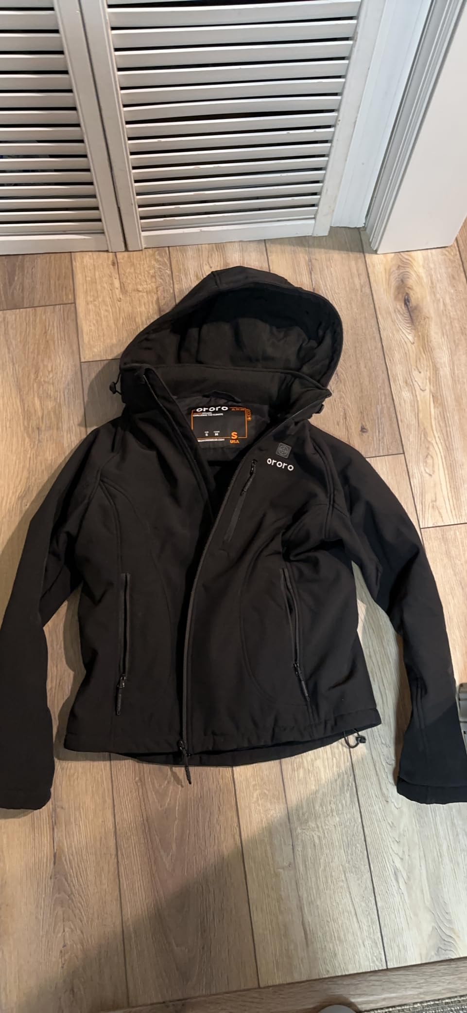 ORORO Women's Classic Heated Jacket, Shell Jacket with Battery customer photo 1