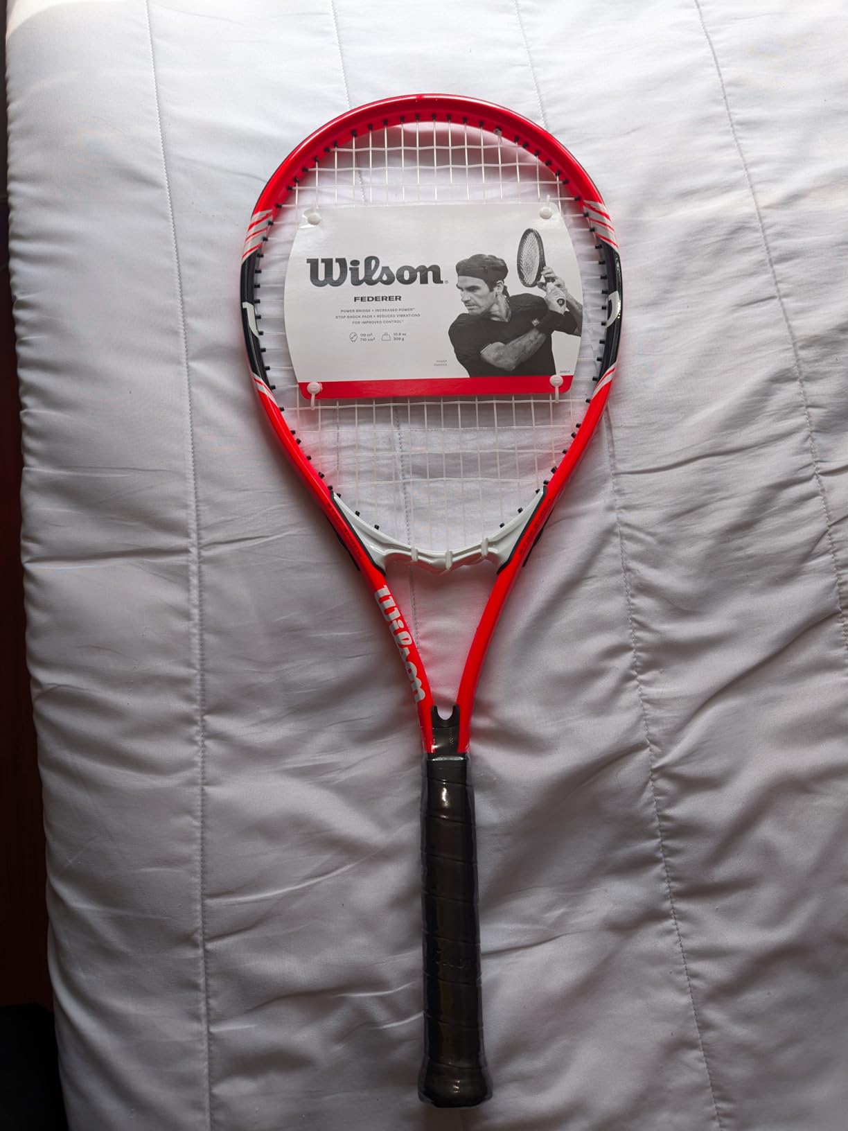 Wilson Federer Adult Recreational Tennis Racket - Grip Size 3 - 4 3/8