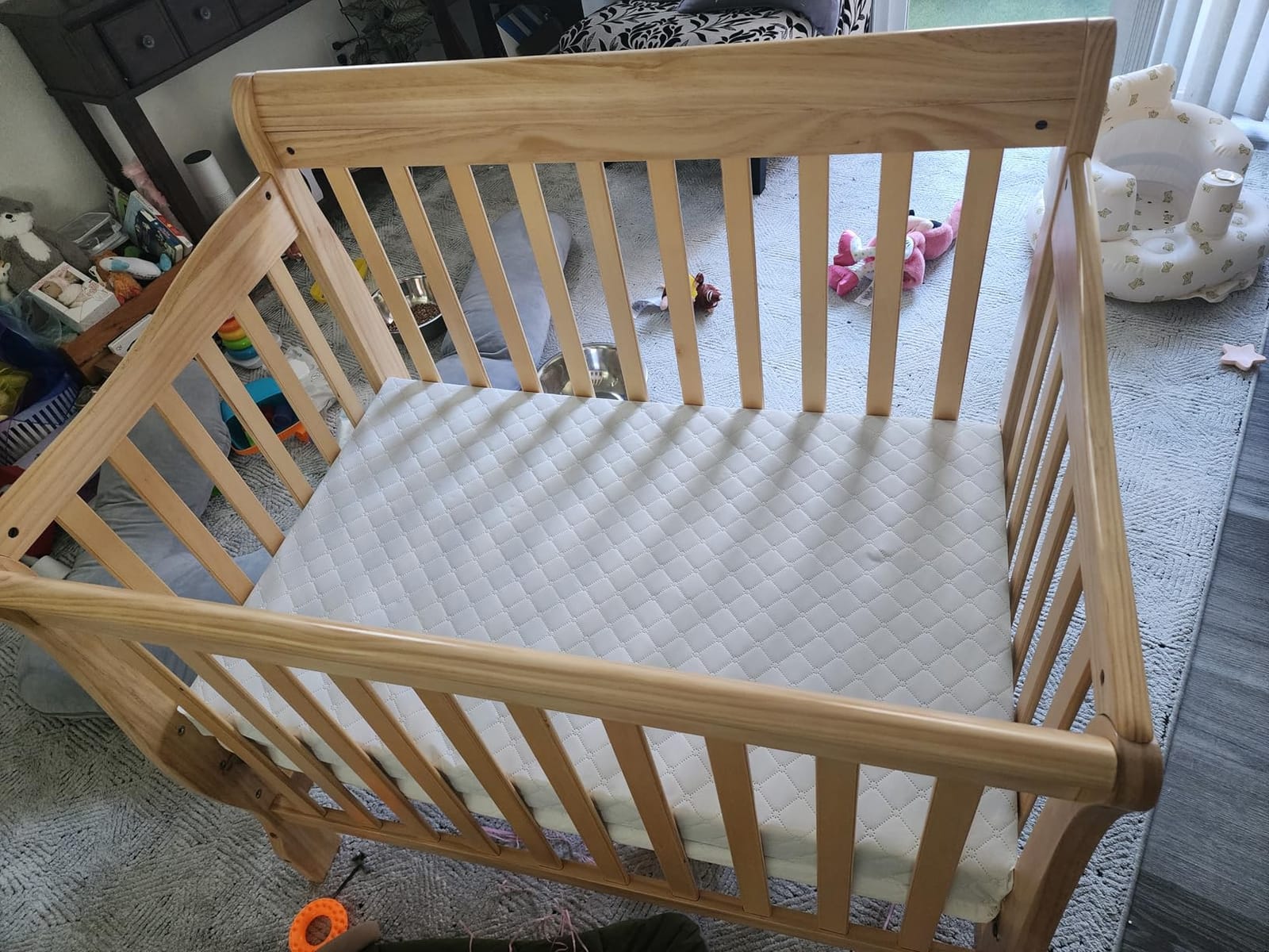 Dream On Me Aden 4-in-1 Convertible Mini Baby Crib in Cherry, GreenGuard Gold & JPMA, Sustainable Pinewood, Non-Toxic Finish, 3 Mattress Heights, Converts to Mini Day & Twin-Size Bed | GREENGUARD Gold, ASTM/CPSC Compliant, BSA Verified, Converts to Daybed & Twin Bed, 3 Adjustable Heights, New Zealand Pine customer photo 1