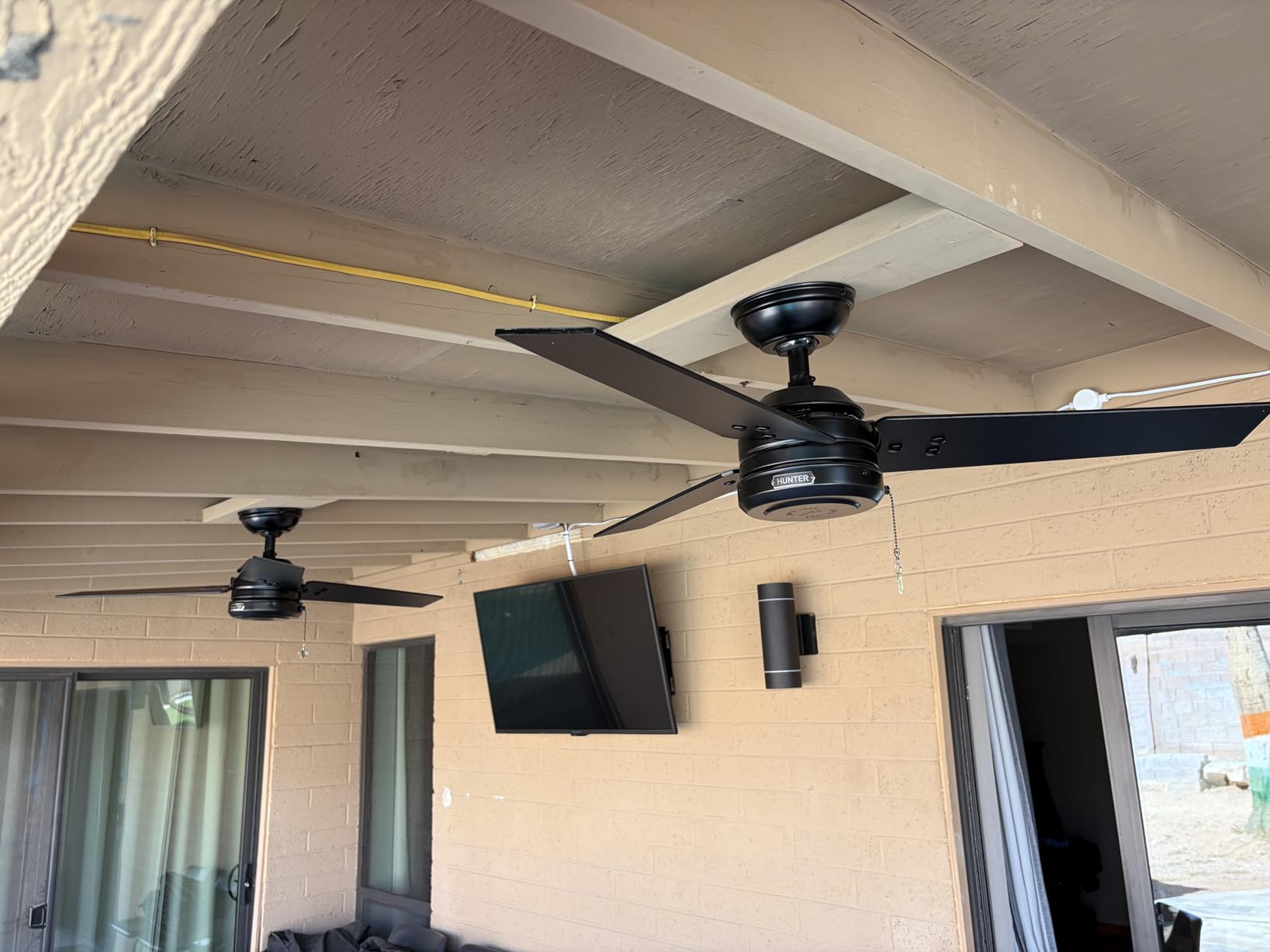 Hunter Cassius, Outdoor or Indoor, Ceiling Fan, 52 inch, Matte Black | No Light, Standard Mount, Pull Chain, 3 Blades, For Living Room, Patio, Porch, Garage, 59264 customer photo 2