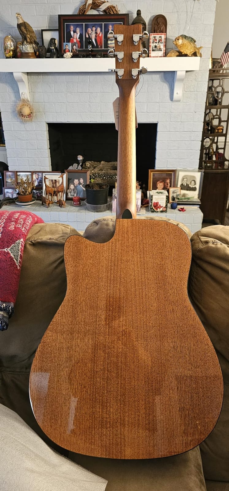 Yamaha FGX800C Solid Top Cutaway Acoustic-Electric Guitar, Dreadnought customer photo 2