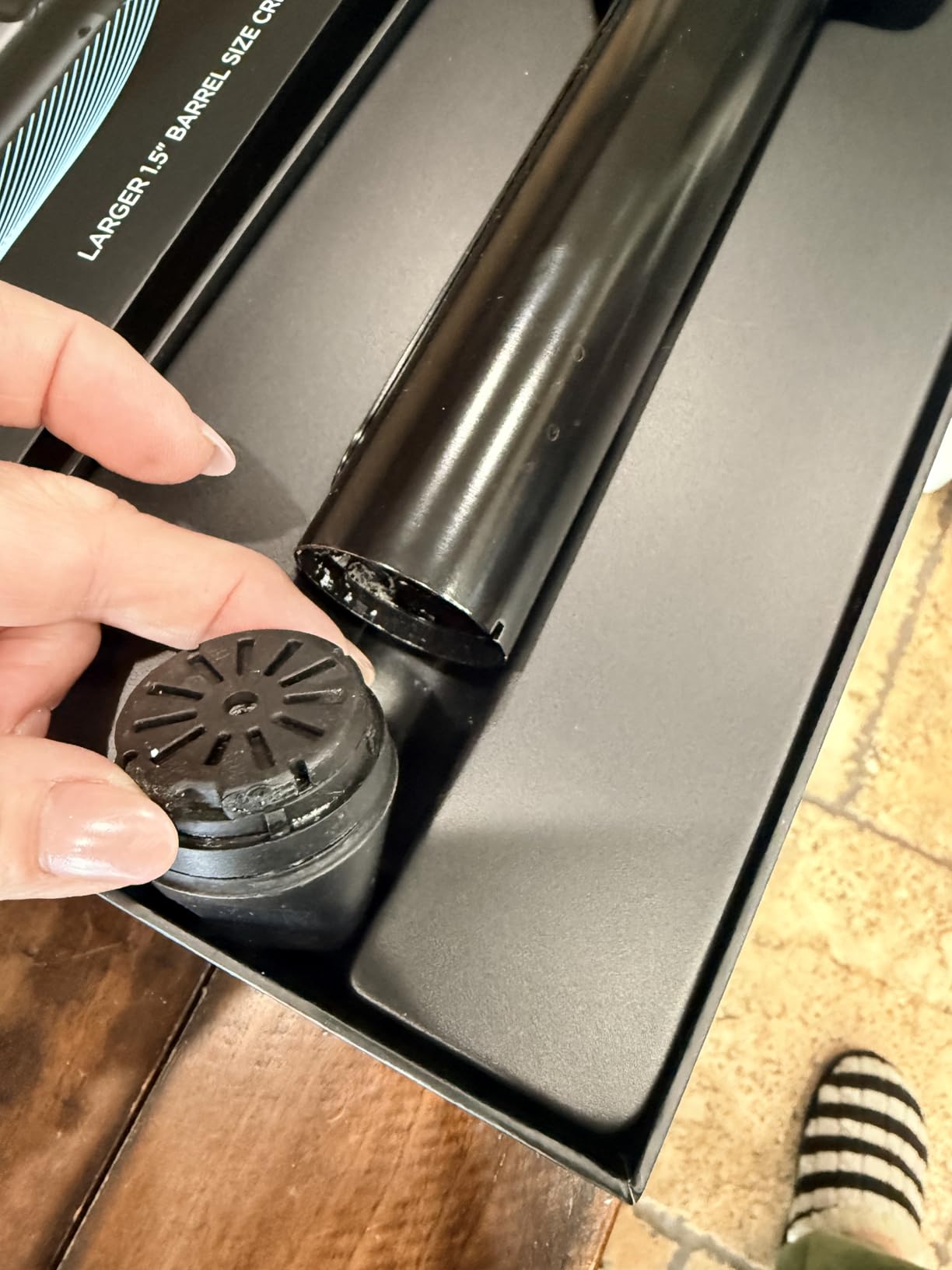 Bio Ionic Long Barrel Curling Iron with Moisture Heat Technology & NanoIonic MX Versatile Curling Wand - Multiple Barrel Sizes for Tight, Classic, Loose & Soft Curls customer photo 2