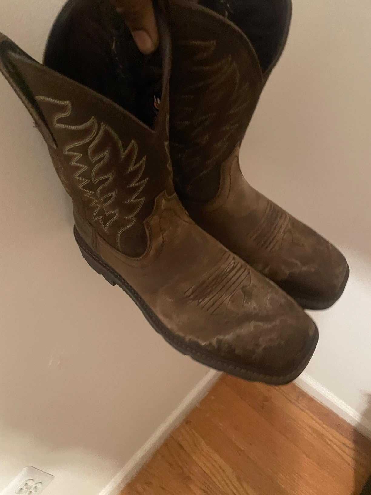Ariat Men's Groundbreaker Wide Square Toe Work Boots customer photo 1