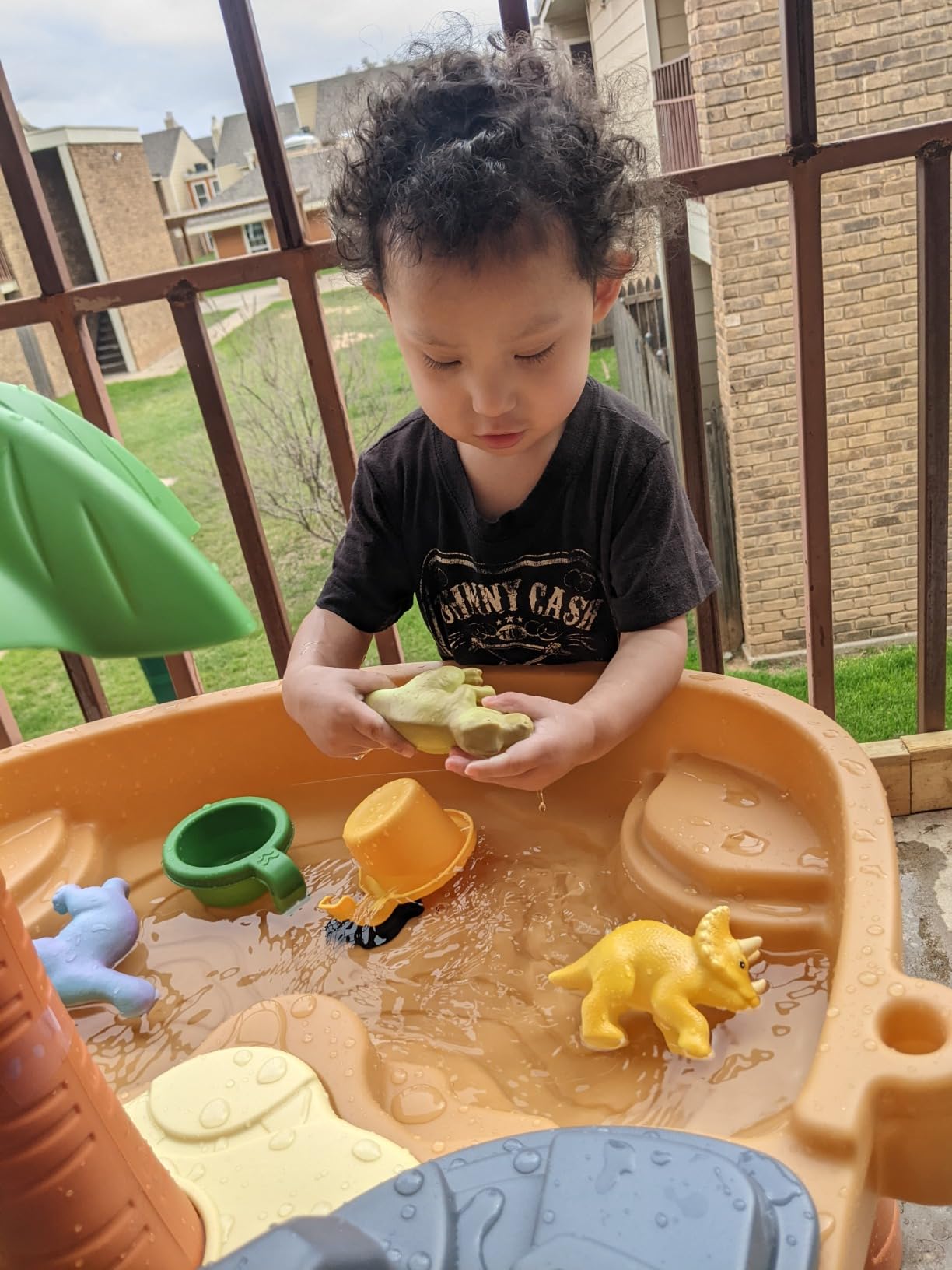 Step2 Dino Dig Sand and Water Table, Kids Activity Sensory Playset, Summer Outdoor Toys, 7 Piece Water Toy Accessories, For Toddlers 2-5 Years Old customer photo 2