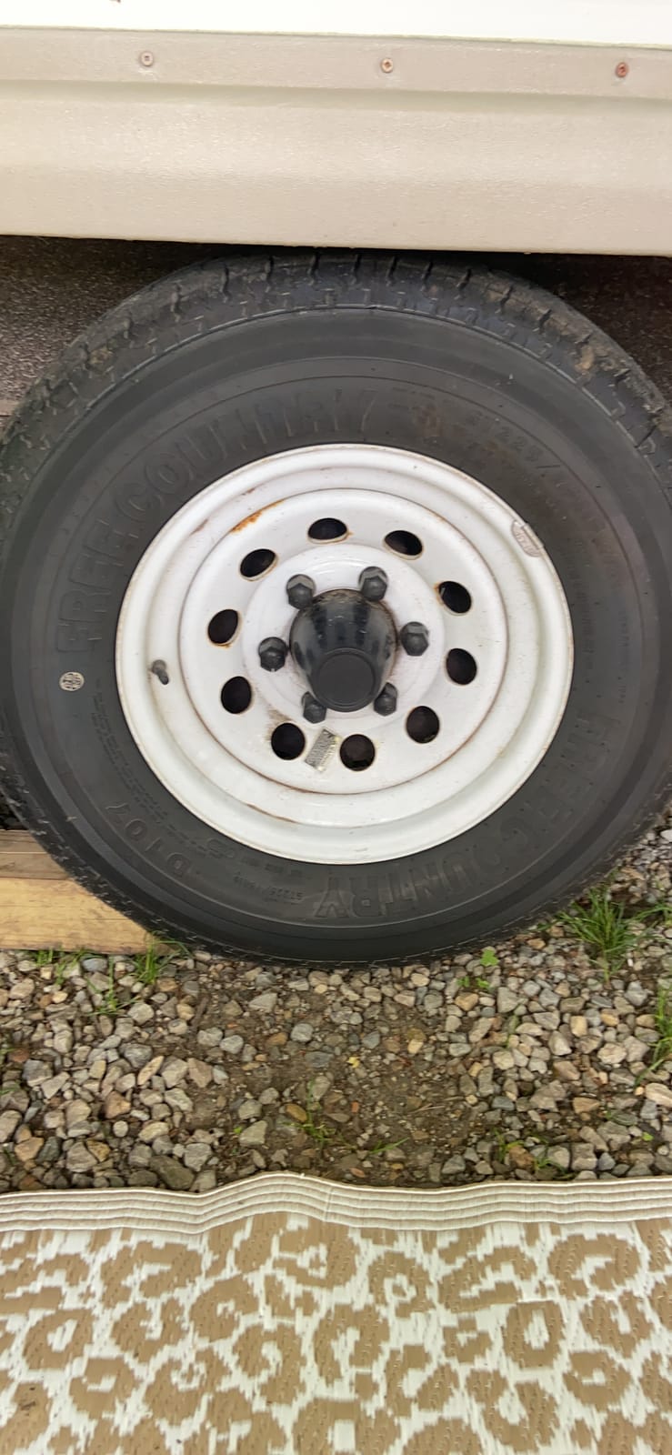 Free Country Grand Ride Set 4 Trailer Tires ST225/75R15 10 Ply Load Range E Steel Belted Radial w/Featured Scuff Guard customer photo 2