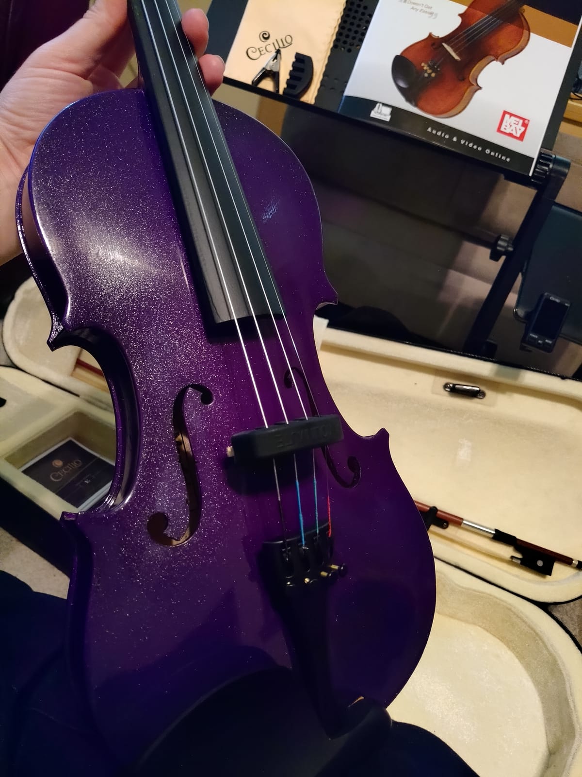 Mendini By Cecilio 1/2 Violin Set For Beginners - Fiddle Solidwood Kit with Hard Case - Acoustic Violin with Bow, Rosin, Tuner, Extra Strings & Bridge, Shoulder Rest and Lesson Book (Satin Antique) customer photo 2
