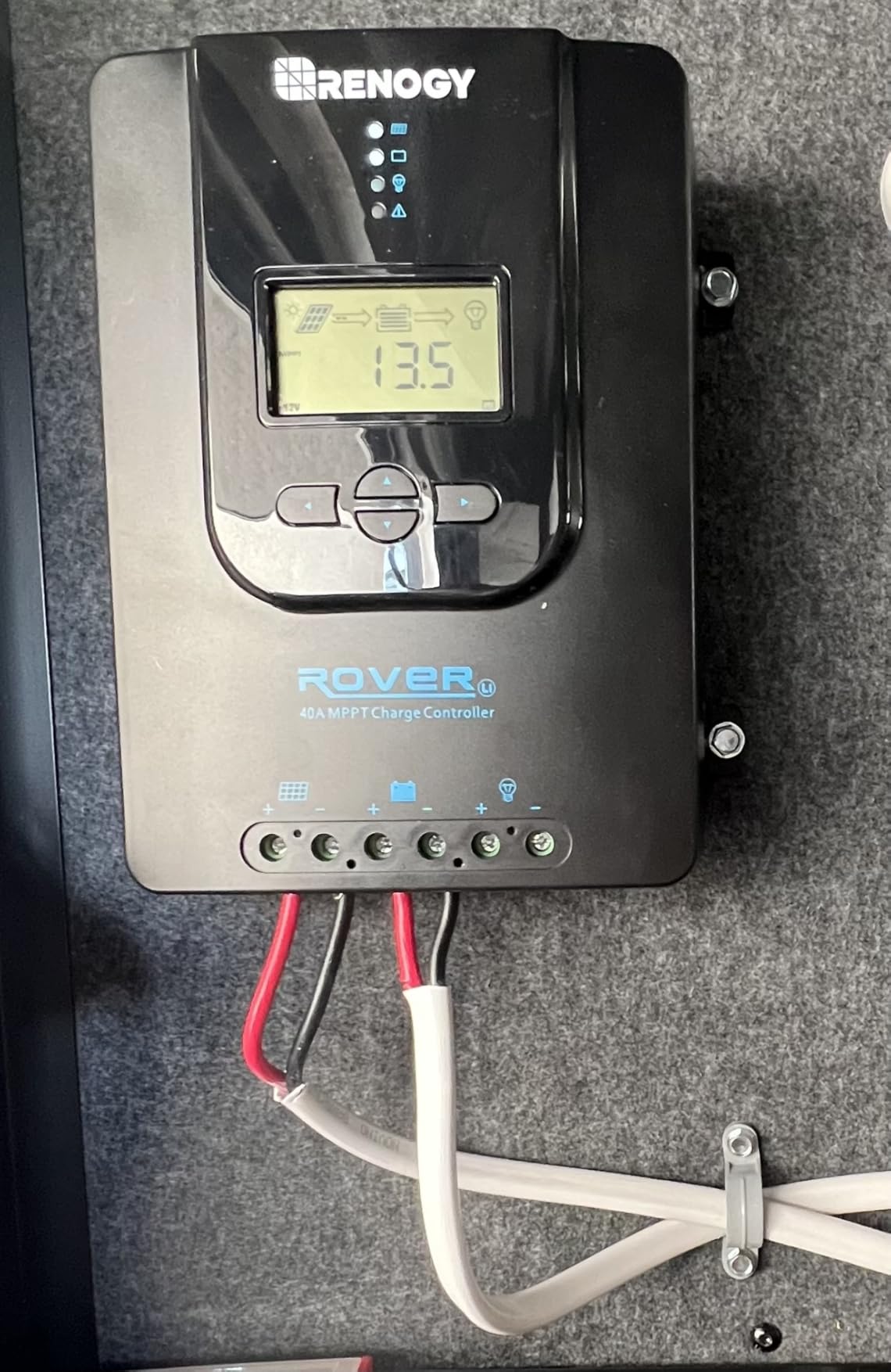 Renogy Rover 40A MPPT Solar Charge Controller 12V/24V Auto DC Input LCD for Gel Sealed Flooded Lithium Battery customer photo 1