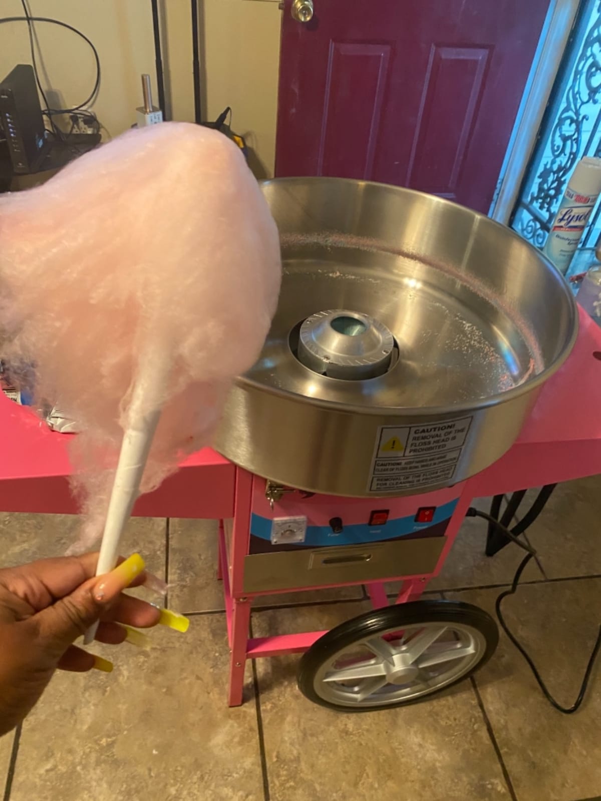 Olde Midway Cotton Candy Machine Cart, SPIN-2000 Electric Candy Floss Maker, Commercial-Grade customer photo 2