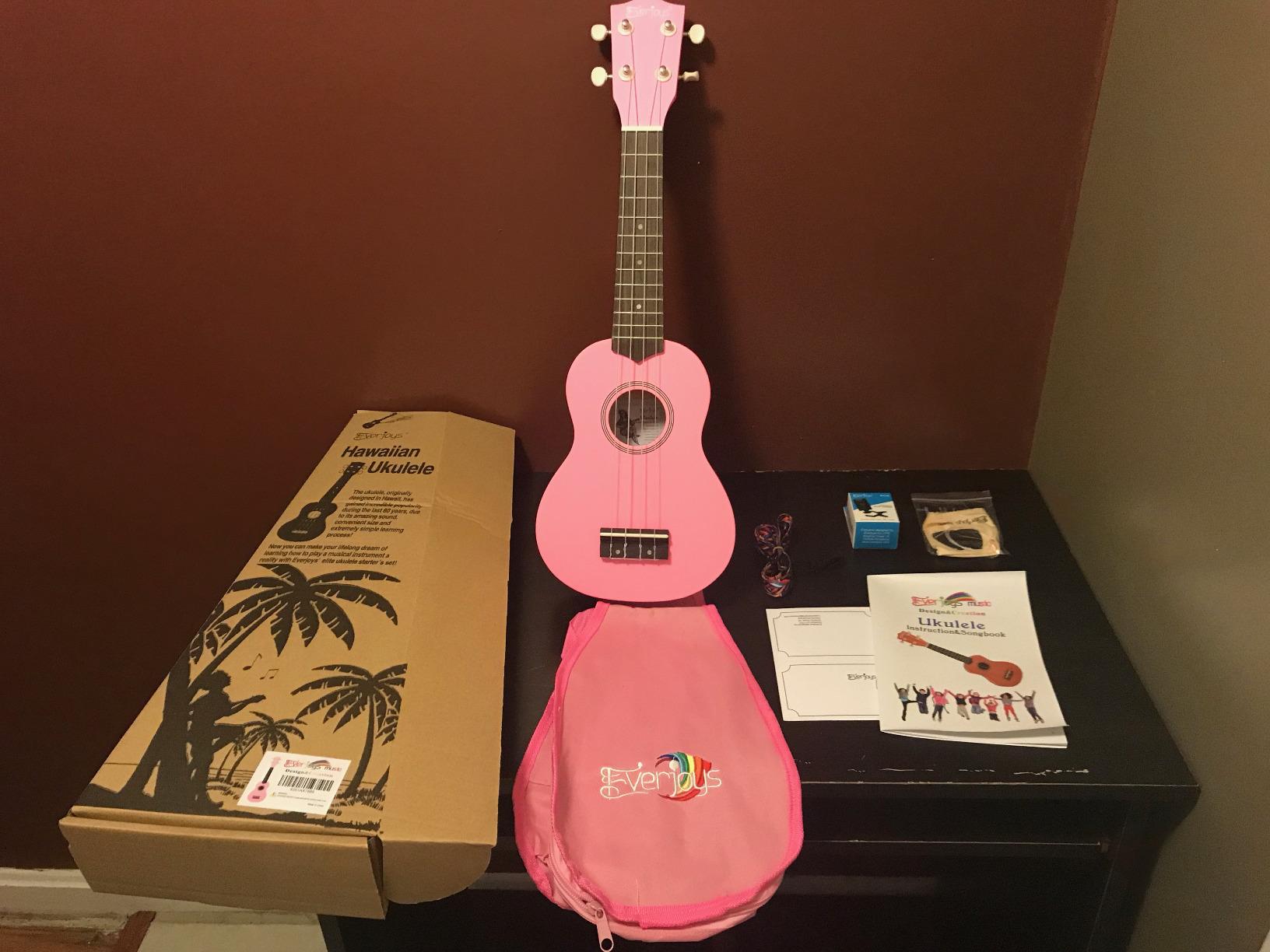 Everjoys Soprano Ukulele Beginner Kit 21 Inch w/Free Online Lesson Gig Bag Tuner Picks Strap, Fast to Learn (Rainbow String) customer photo 1