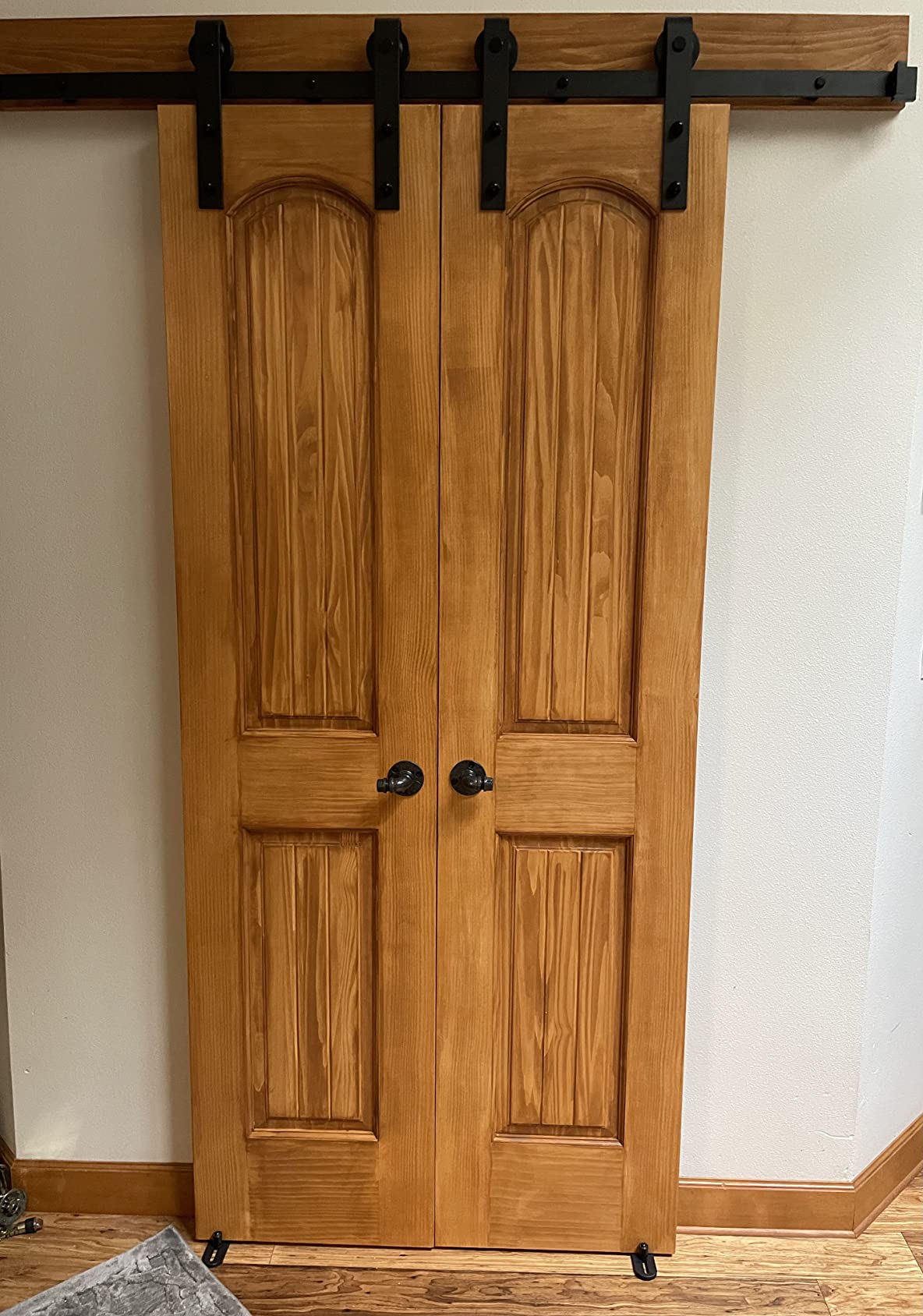 Kimberly Bay 2-Panel Interior Solid Pine Slab Arch Top, V-Grooves (18x80) customer photo 1