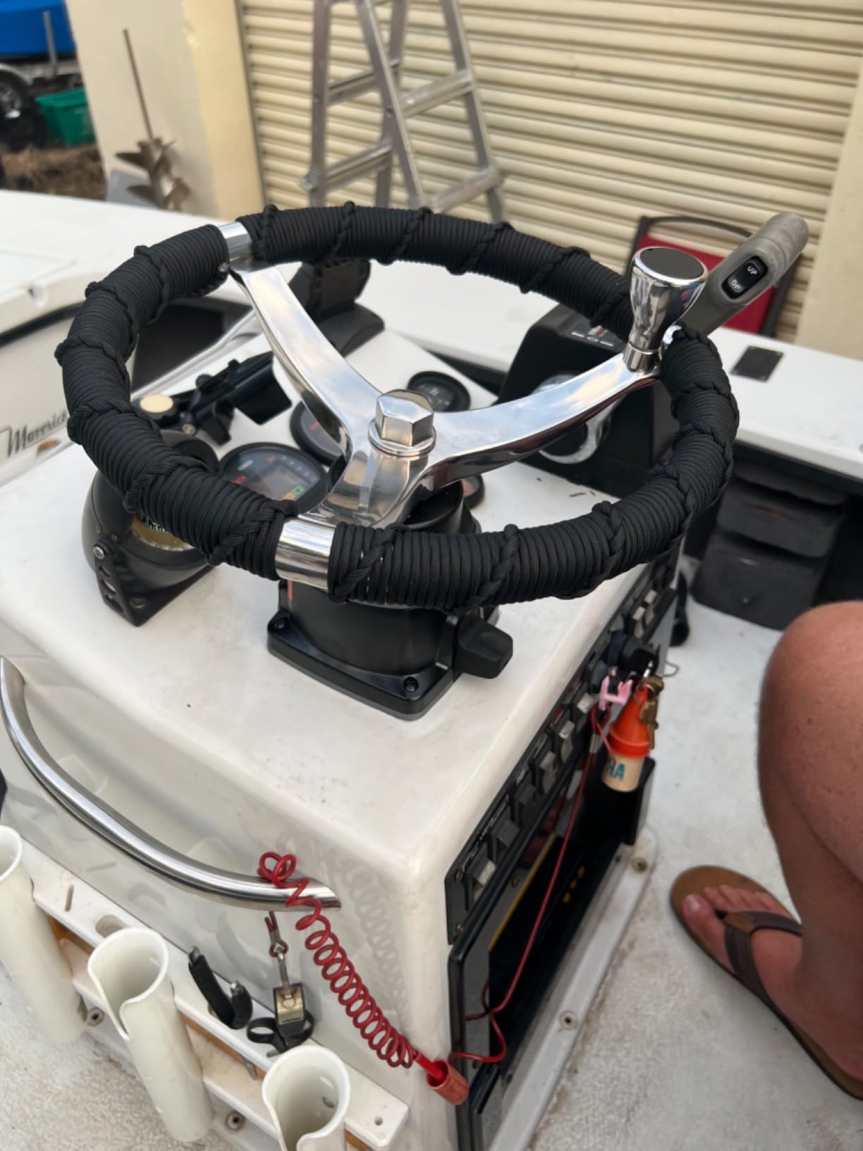 Amarine Made Stainless Steel Boat Steering Wheel 3 Spoke 13-1/2 Inch Dia, Marine Steering Wheel for Seastar and Verado, Stainless Boat Wheel with 5/8 Inch-18 Nut and Turning Knob customer photo 2