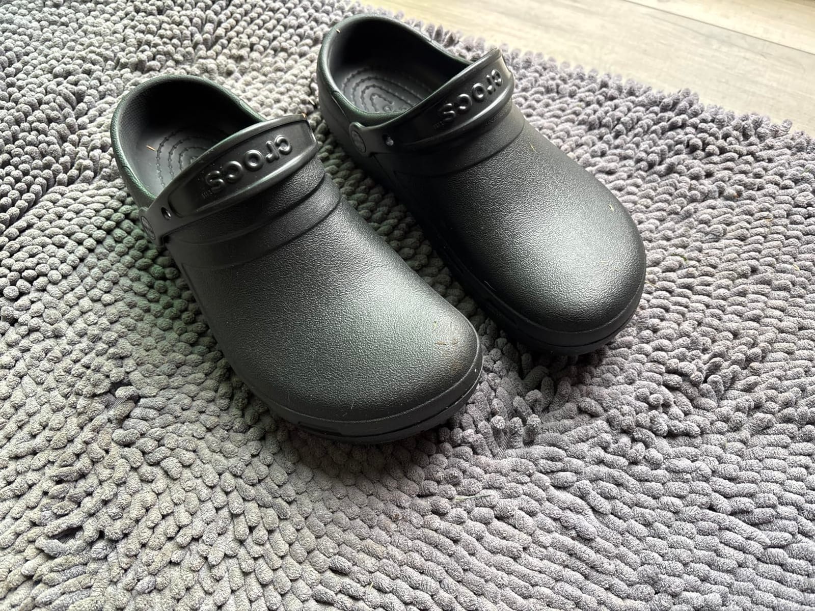 Crocs Unisex Adult Specialist II Work Clogs, Enclosed Toe, Slip Resistant customer photo 1