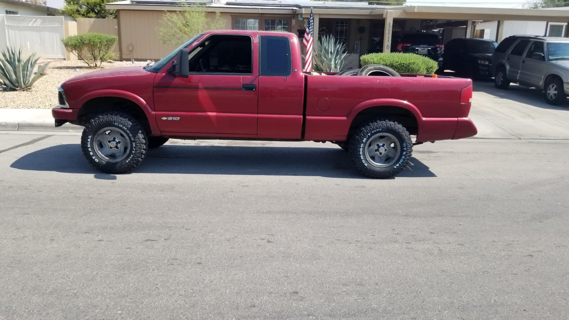 GT Radial KOMODO M/T Plus All-Terrain Radial Tire LT235/75R15 104/101Q customer photo 1