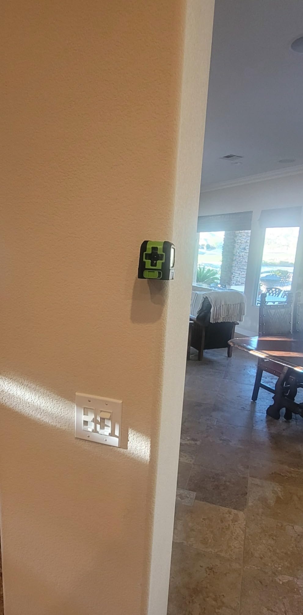 Huepar Laser Level, 100Ft Self Leveling Green Cross Line Laser customer photo 1