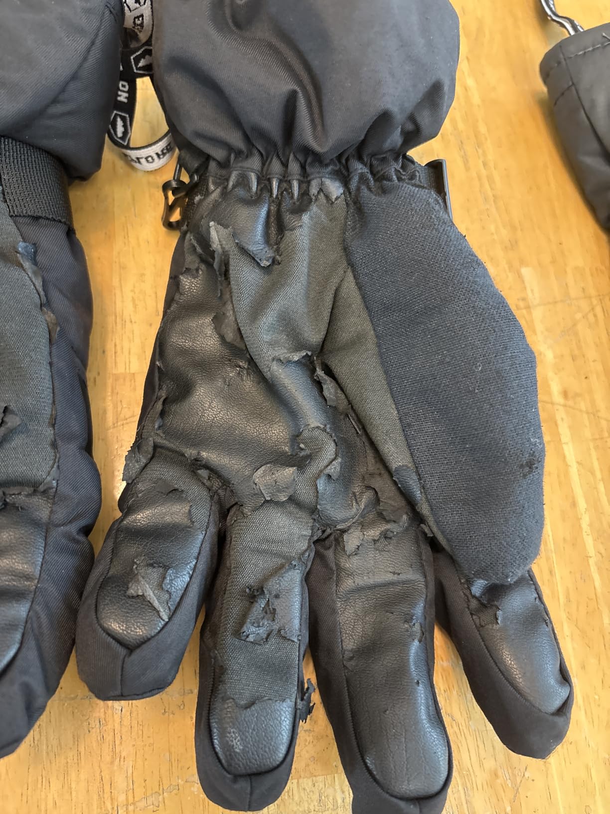 Tough Outdoors Waterproof Gloves Women - Ski Gloves Men - Warm for Winter Cold Weather Snow & Snowboarding - Men's Women's customer photo 1
