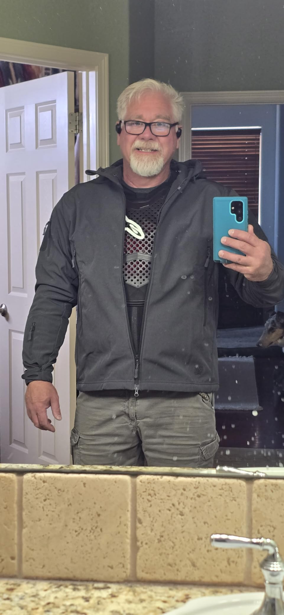 TACVASEN Men's Tactical Fleece SoftShell Jacket Waterproof Winter Coat customer photo 2