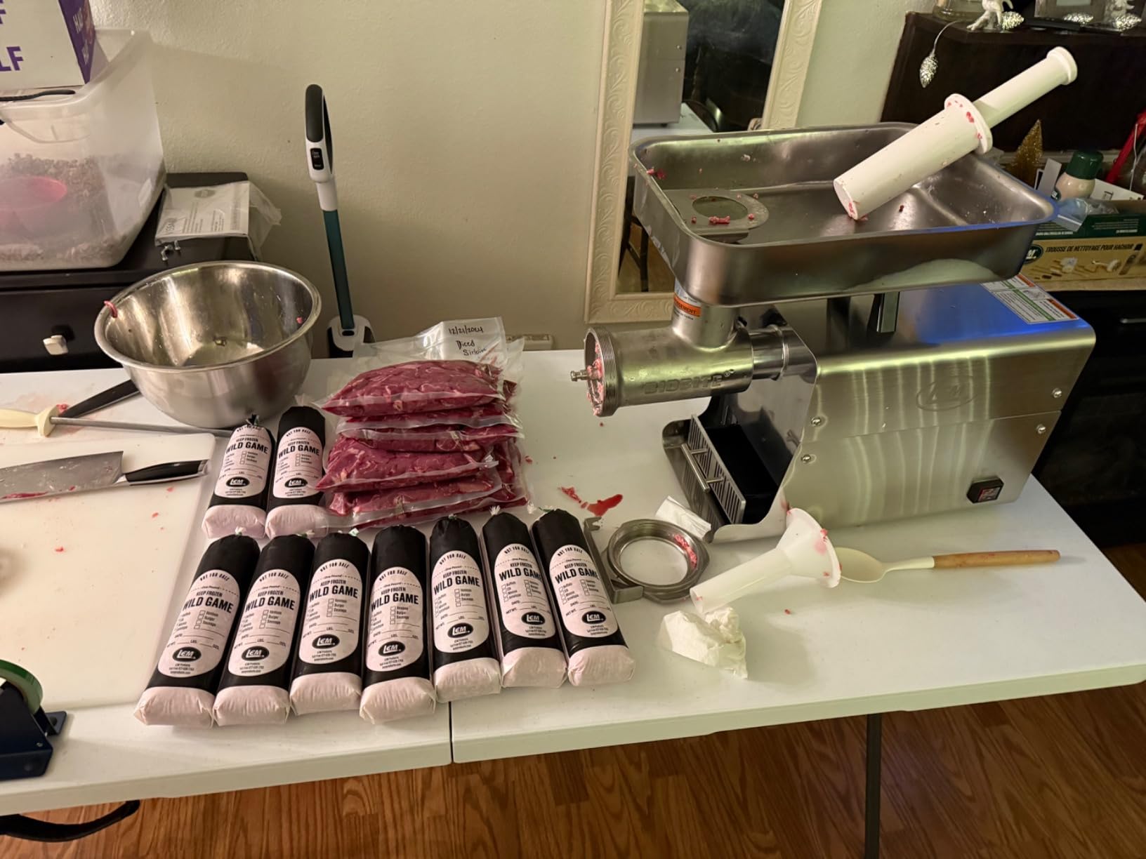 LEM Products BigBite #8 Meat Grinder, Electric Meat Grinder customer photo 2
