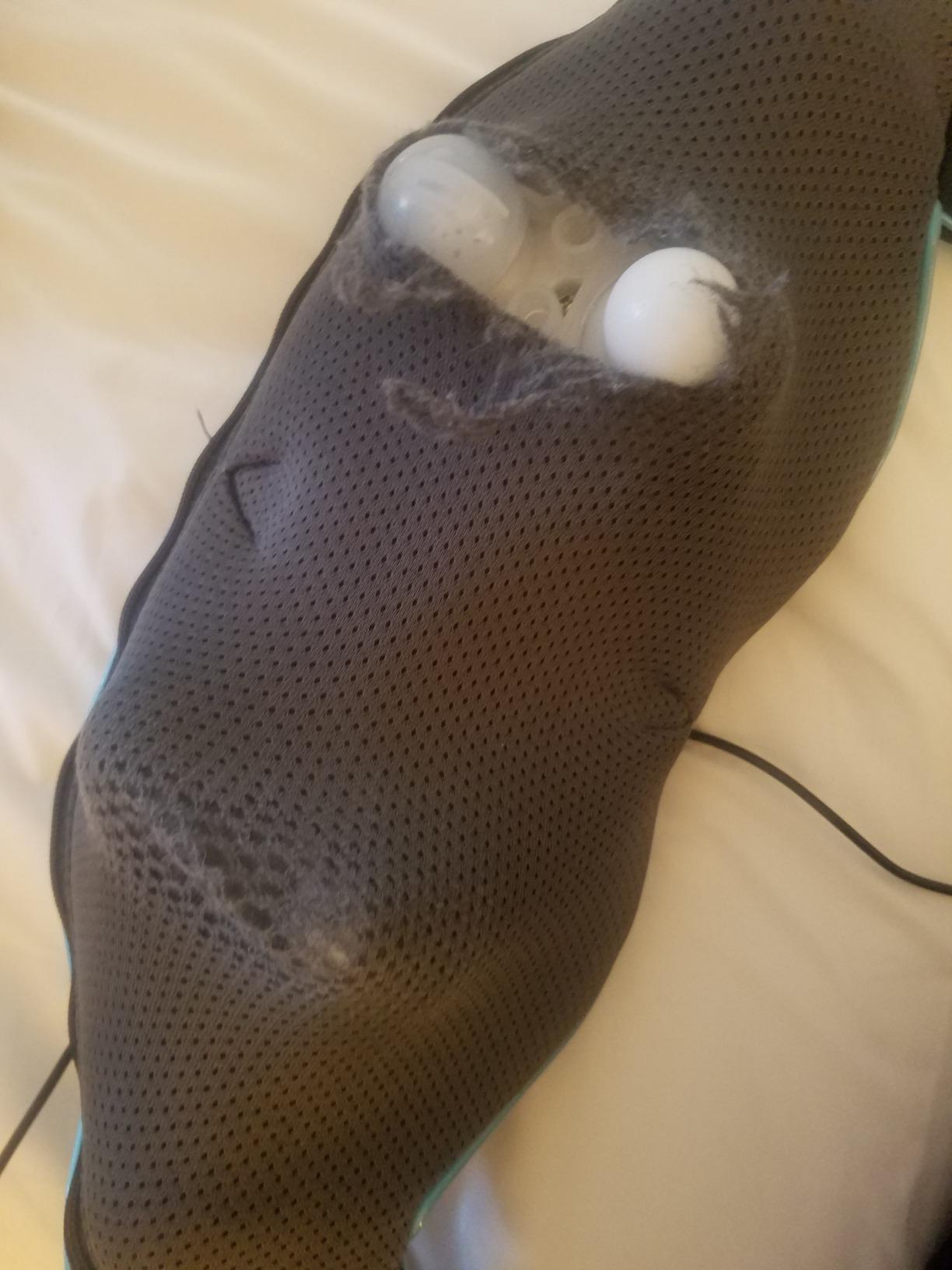 InvoSpa Shiatsu Neck and Back Massager with Heat - Deep Kneading Pillow for Massage - Electric Full Body Massager customer photo 1