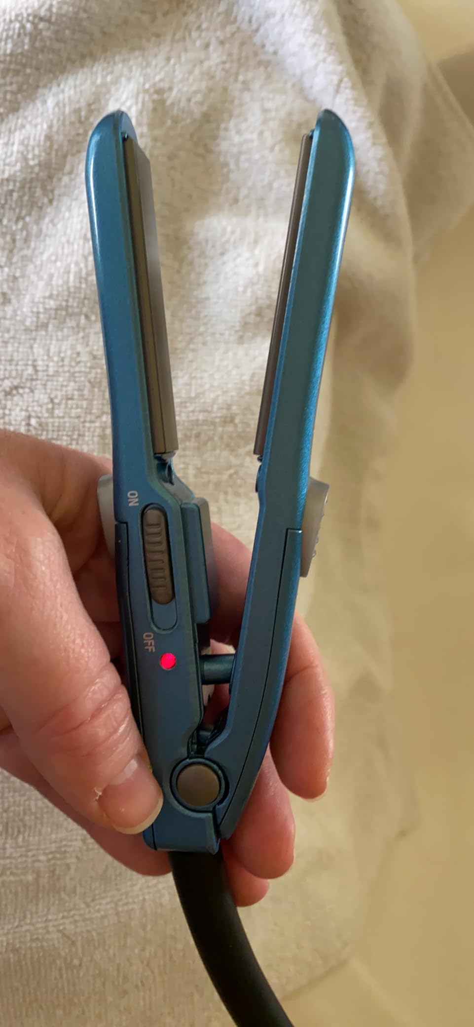BaBylissPRO Nano Titanium Mini Flat Iron Hair Straightener, 0.5
