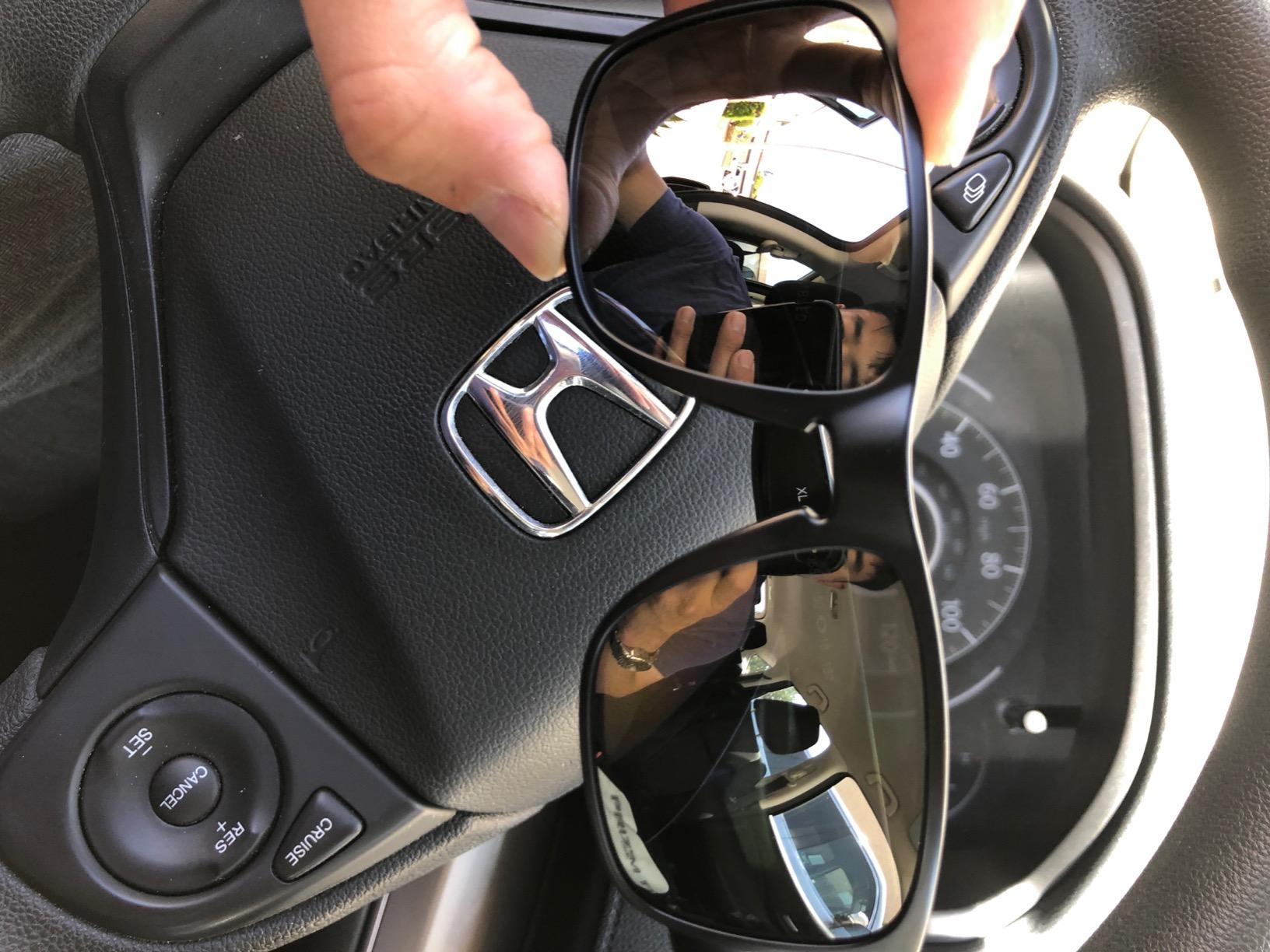 Oakley Mens OO9417 Holbrook XL Square Sunglasses, Polarized customer photo 2