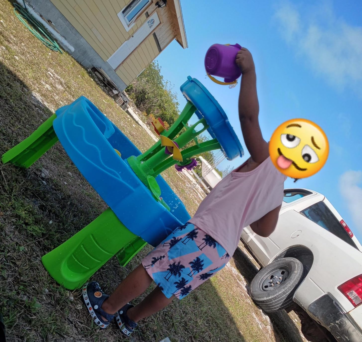 Step2 Summer Showers Splash Tower Water Table for Kids, Outdoor Kids Water Sensory Table, Ages 1.5+ Years Old, 8 Piece Water Toy Accessories, Blue & Green customer photo 1