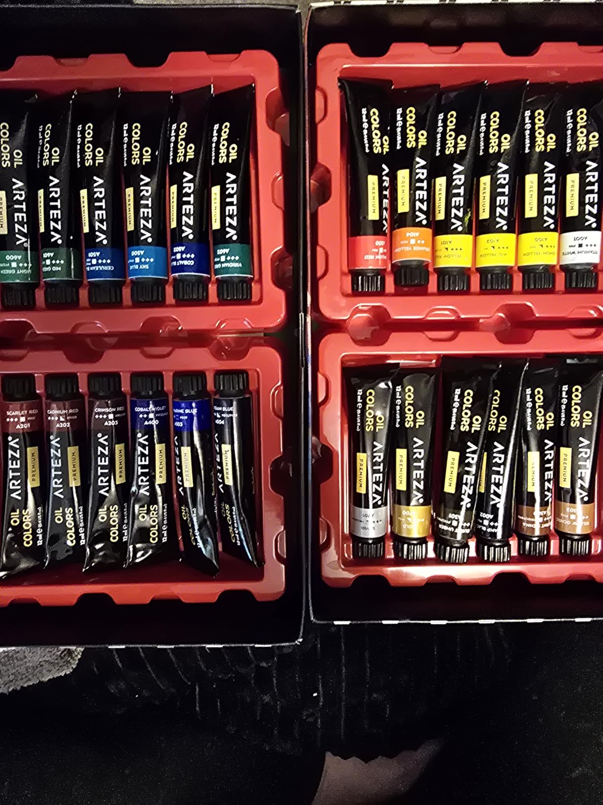 ARTEZA Oil Paint Set - 24 Multicolor Tubes (0.4 Fluid Ounces Each), Vibrant Oil-Based Paints for Canvas & Art Projects customer photo 1