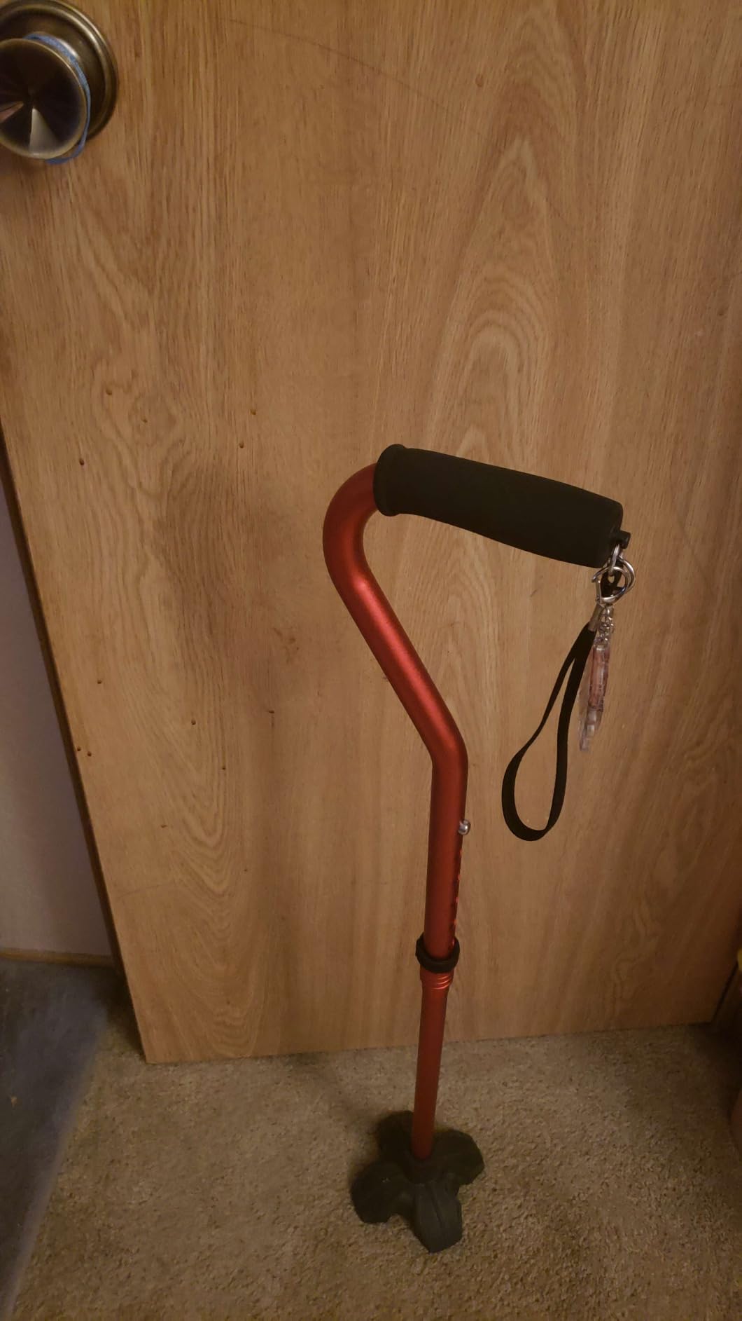 KINGGEAR Self Standing Walking Cane Quad Base for Seniors | Lightweight aluminum, foldable design, 31-36 in adjustable height, EVA offset handle, self-standing quad base customer photo 1