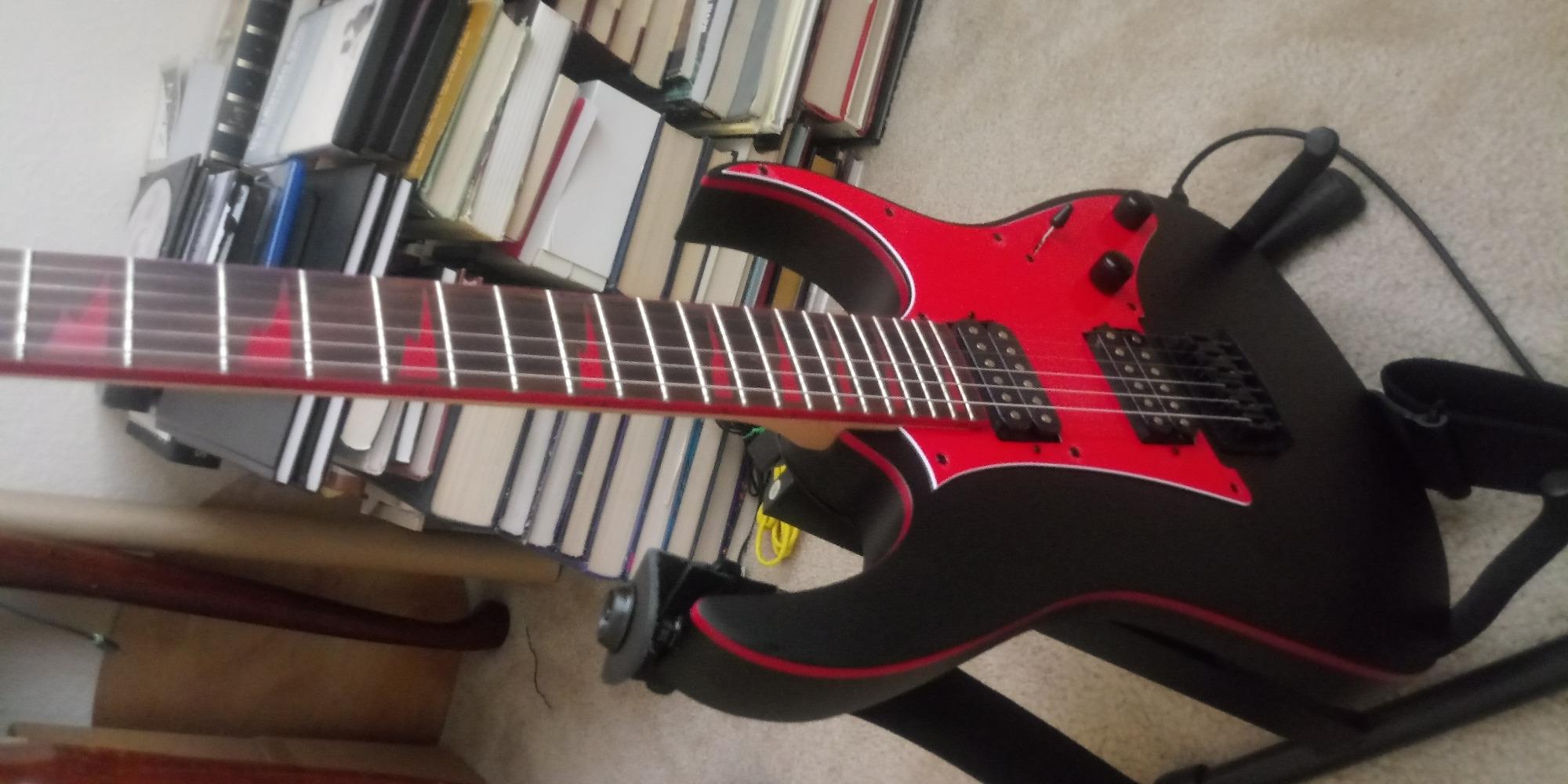 Ibanez GRG131DX - Black Flat | Infinity R humbuckers with 5-way selector and 24 jumbo frets for rock, metal and practice customer photo 2