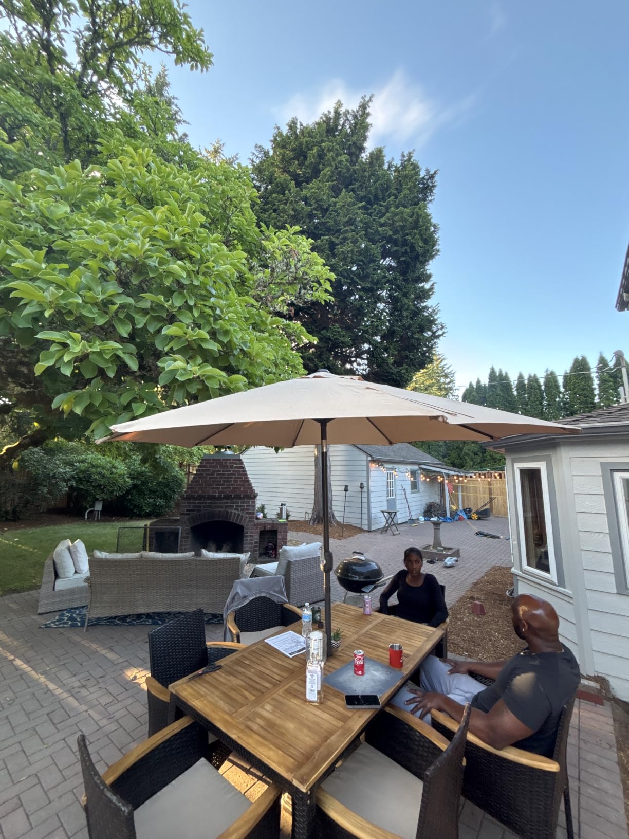Blissun 9' Outdoor Patio Umbrella, Outdoor Table Umbrella, Yard Umbrella, Market Umbrella with 8 Sturdy Ribs, Push Button Tilt and Crank customer photo 2