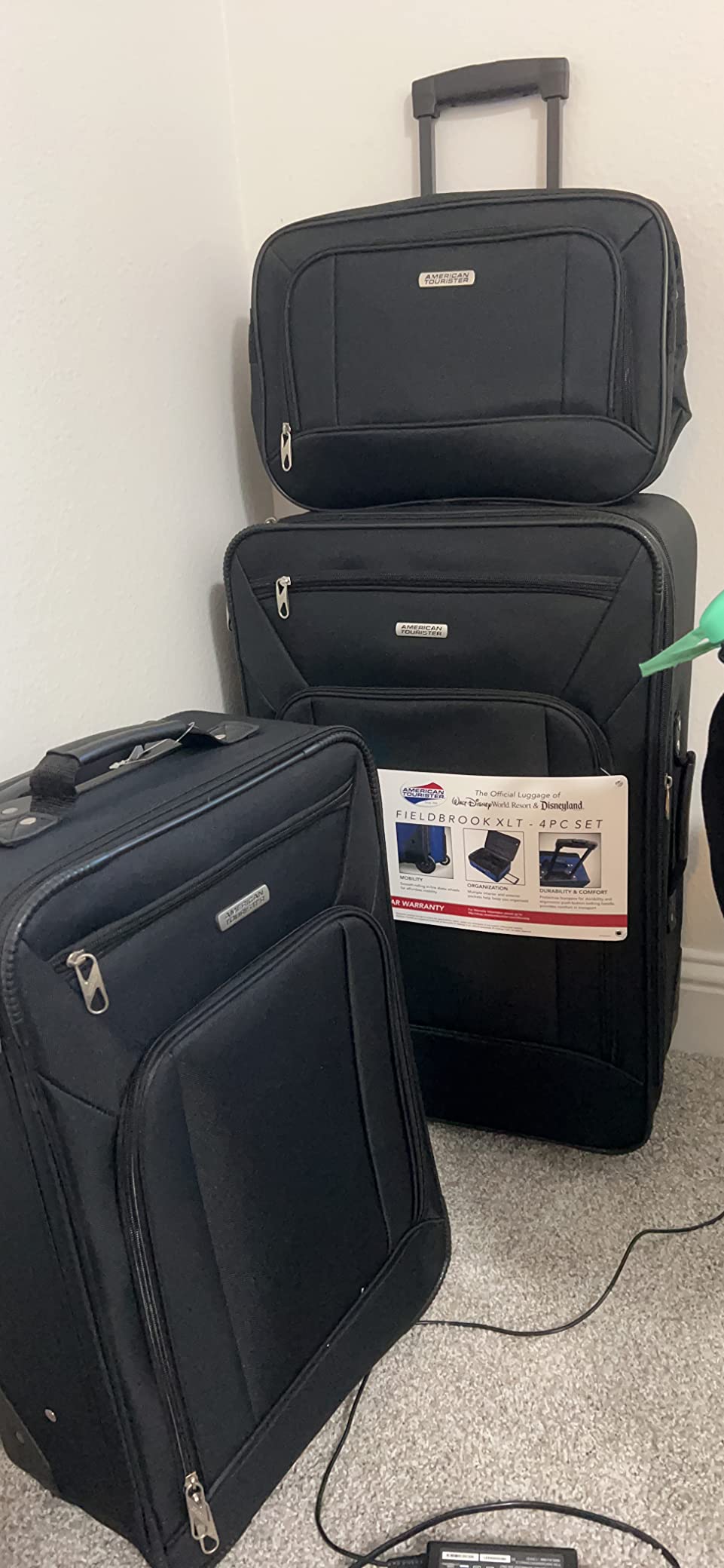 American Tourister Fieldbrook XLT Softside Upright Luggage, Black, 4-Piece Set (BB/DF/21/25) customer photo 1