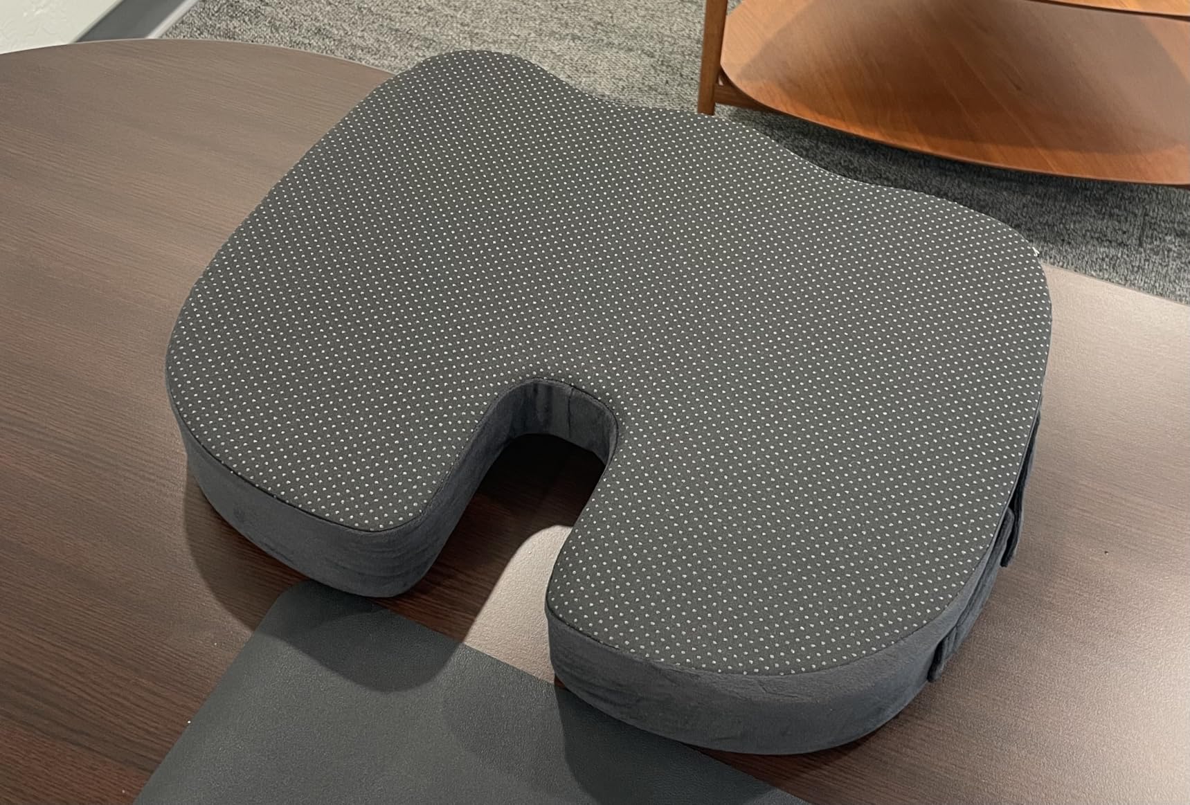 Sleepavo Office Chair Cushion - Seat Cushion for Tailbone Pain Relief - Butt Pillow for Coccyx, Sciatica, and Lower Back Pain - Orthopedic Chair Pad for Lumbar Support in Office Desk, Car, Airplane customer photo 1
