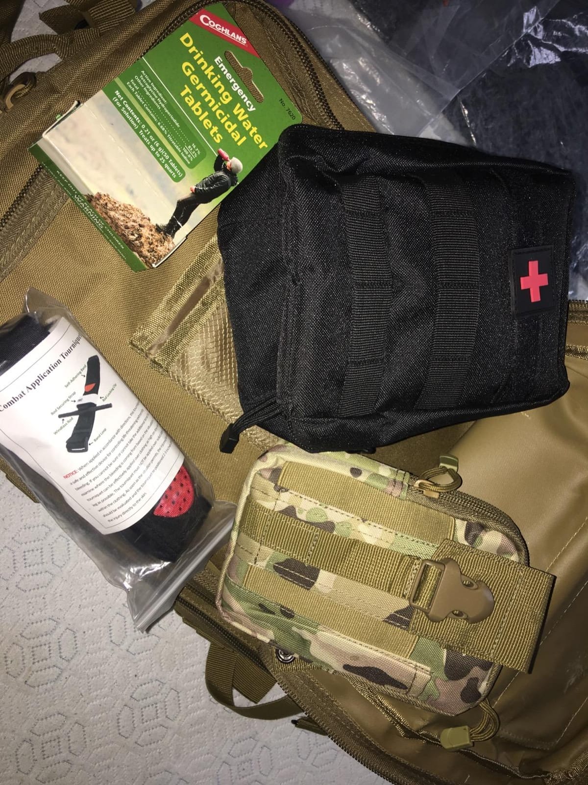 EVERLIT Complete 72 Hours Earthquake Bug Out Bag Emergency Survival Kit for Family customer photo 1