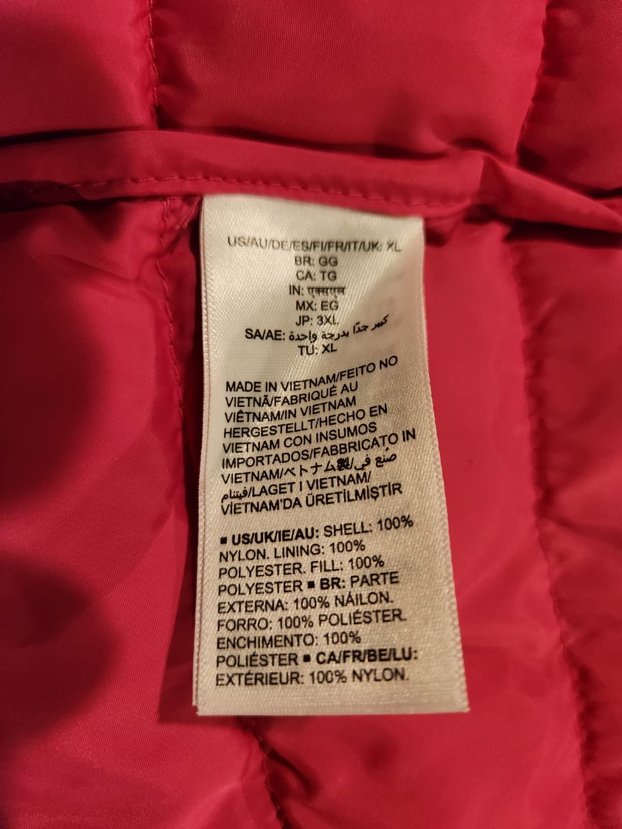 Amazon Essentials Women's Lightweight Long-Sleeve Water-Resistant Packable Puffer Jacket (Available in Plus Size) customer photo 1