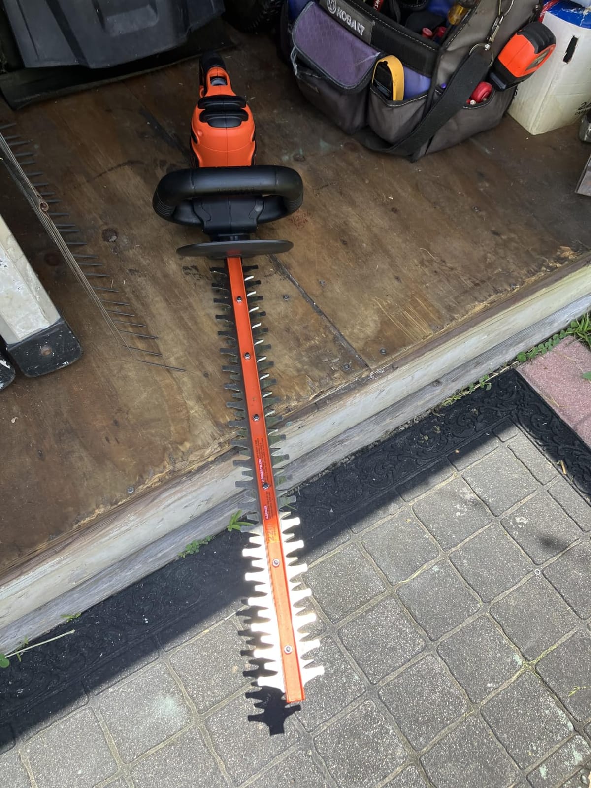BLACK+DECKER 22