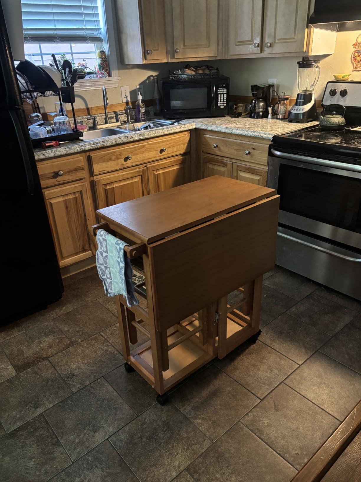 Winsome Suzanne Kitchen Table Set with Stools, Coffee, 33